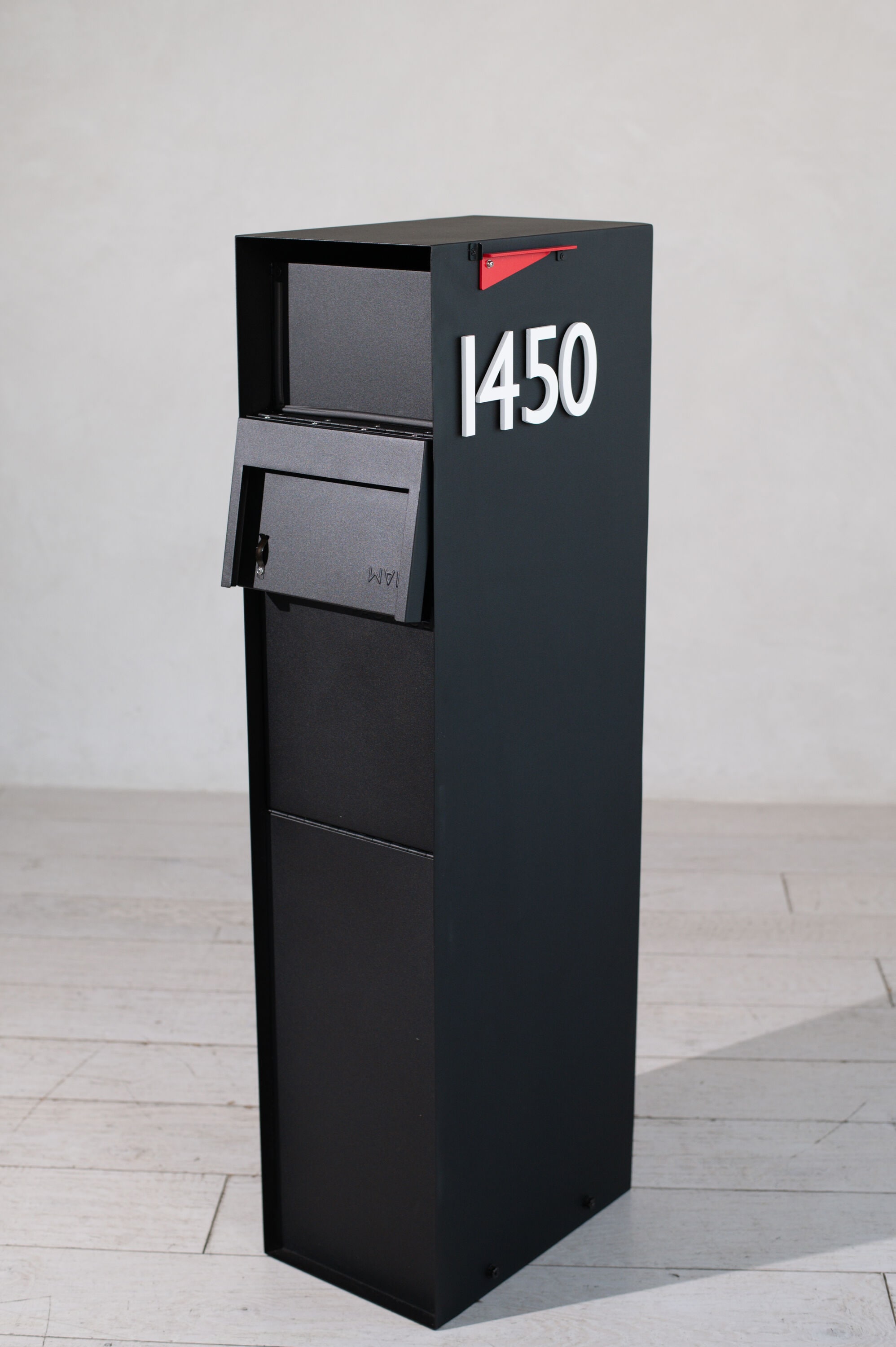 Post & Porch SAFE-BLACK mailboxes - View #6
