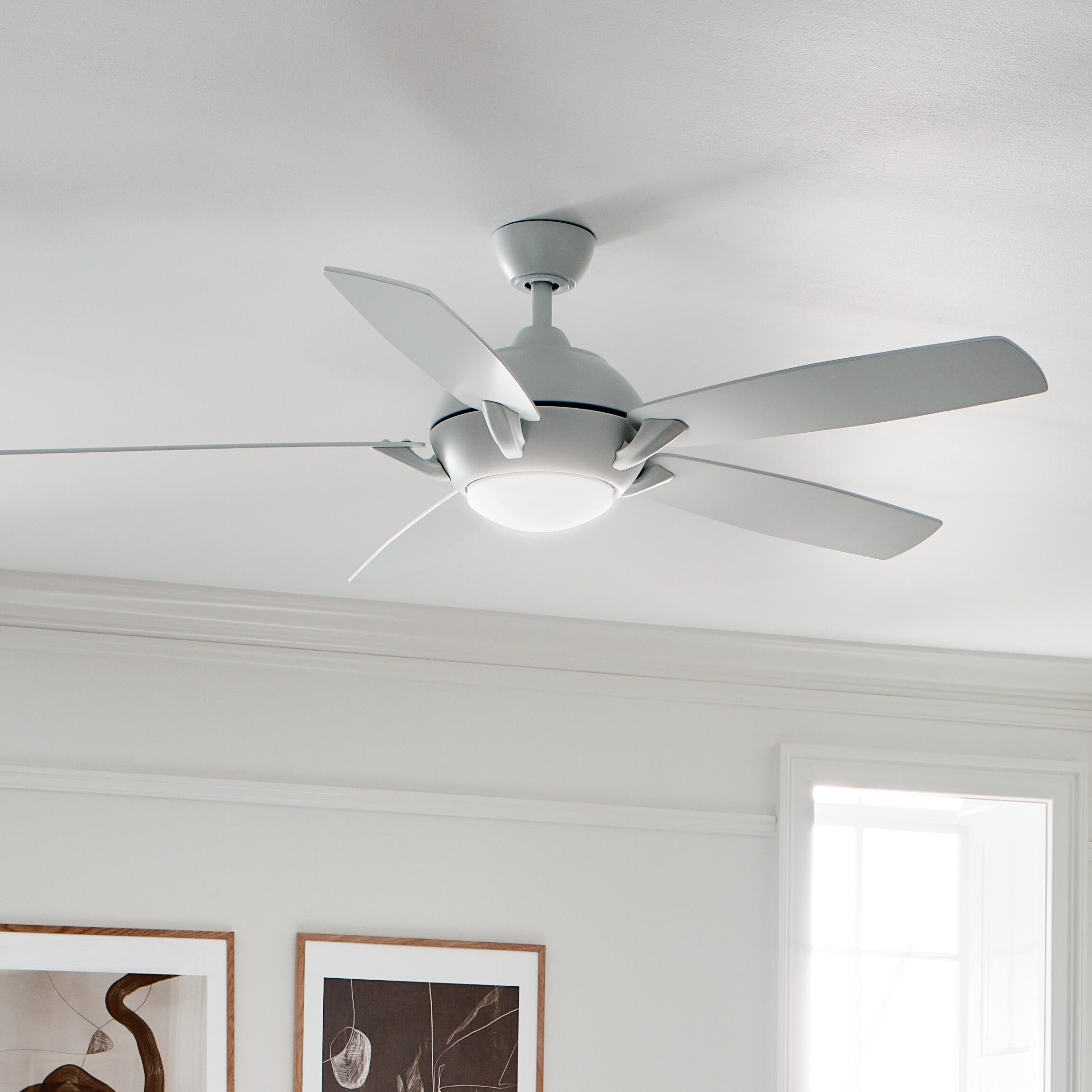 Kichler Geno 54-in Matte White Indoor Ceiling Fan with Light Remote (5 ...