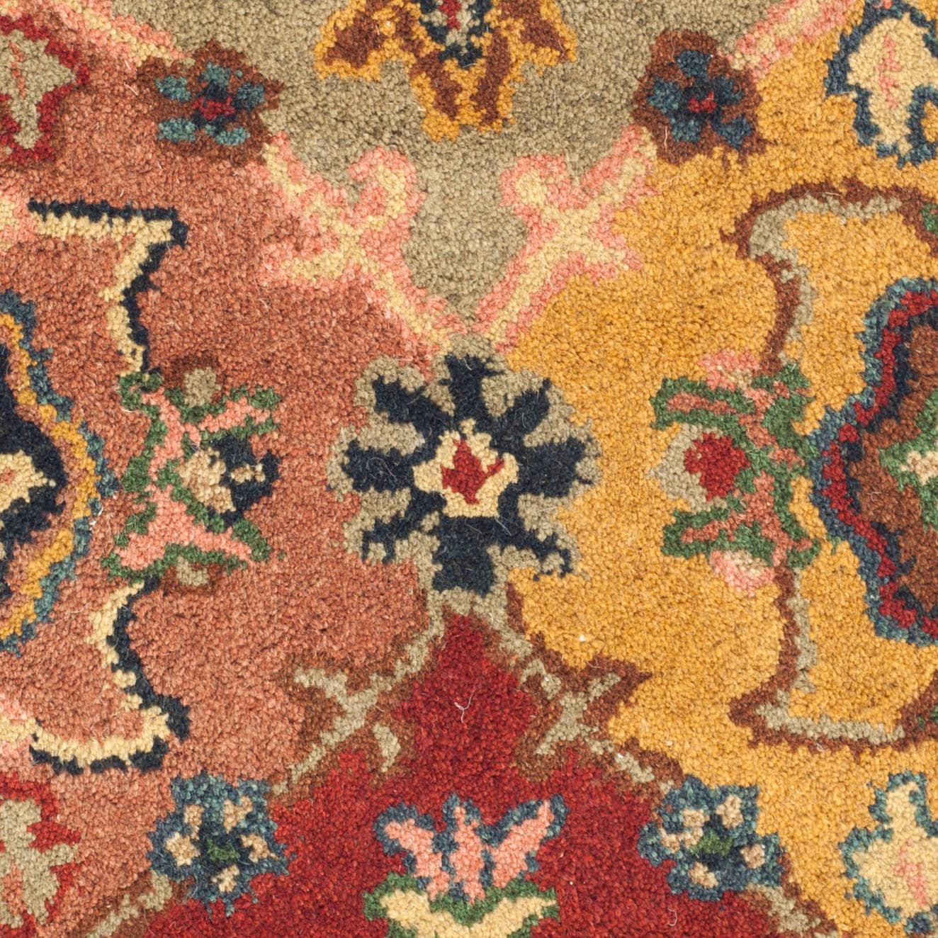 Safavieh HG926A-2 rugs - View #5