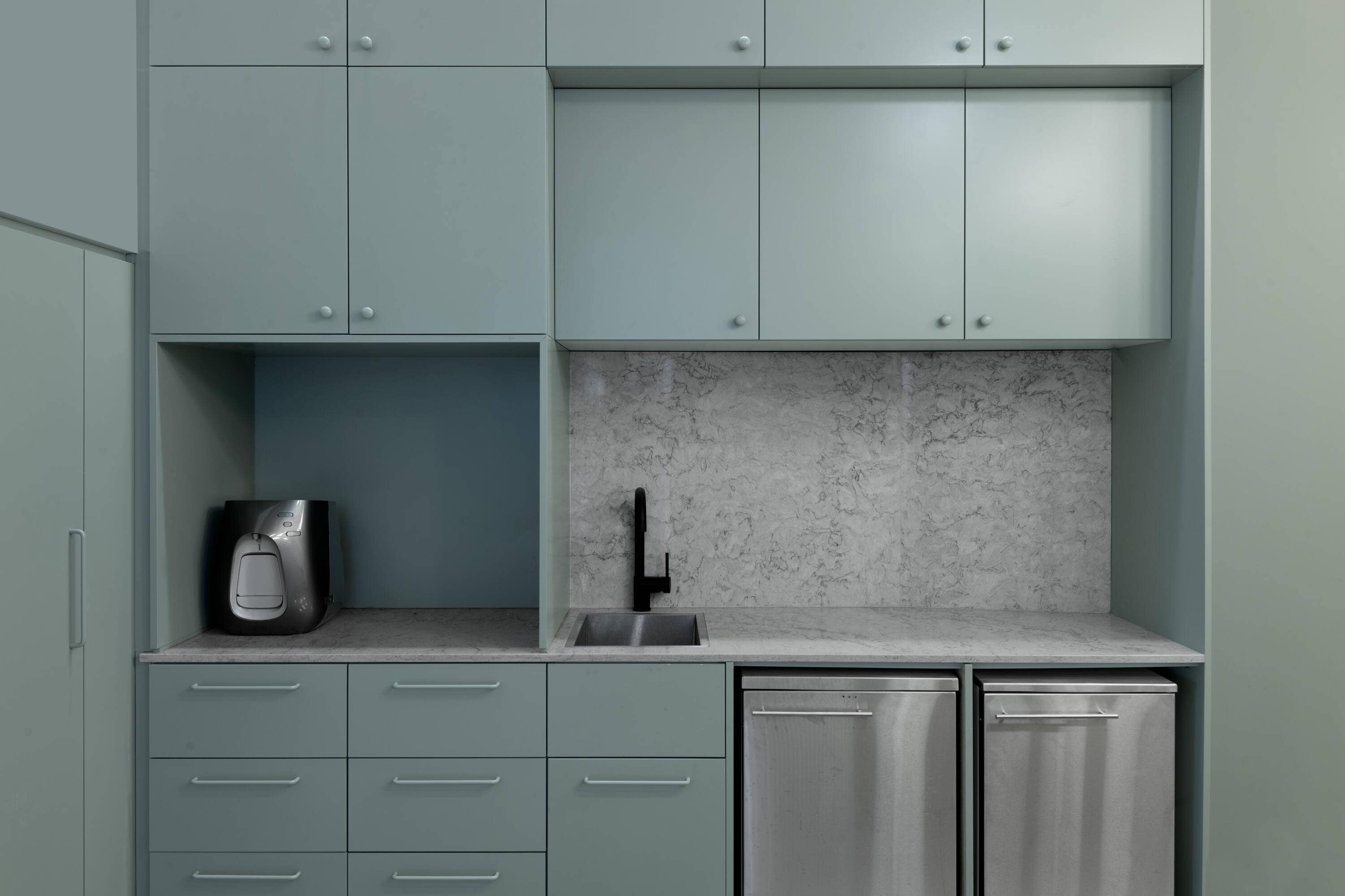 Caesarstone 6046 Countertop-Samples - View #3