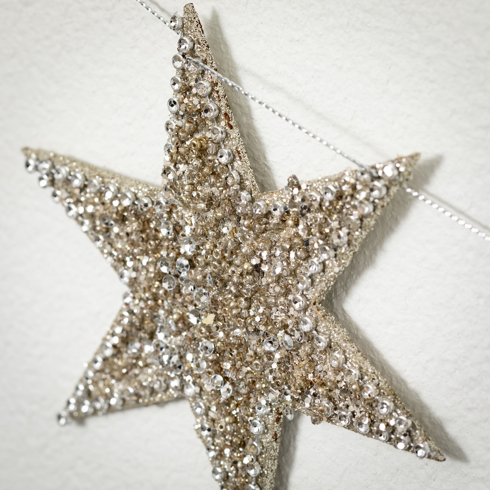 Sullivans GD1495 Artificial-Christmas-Garland - View #2