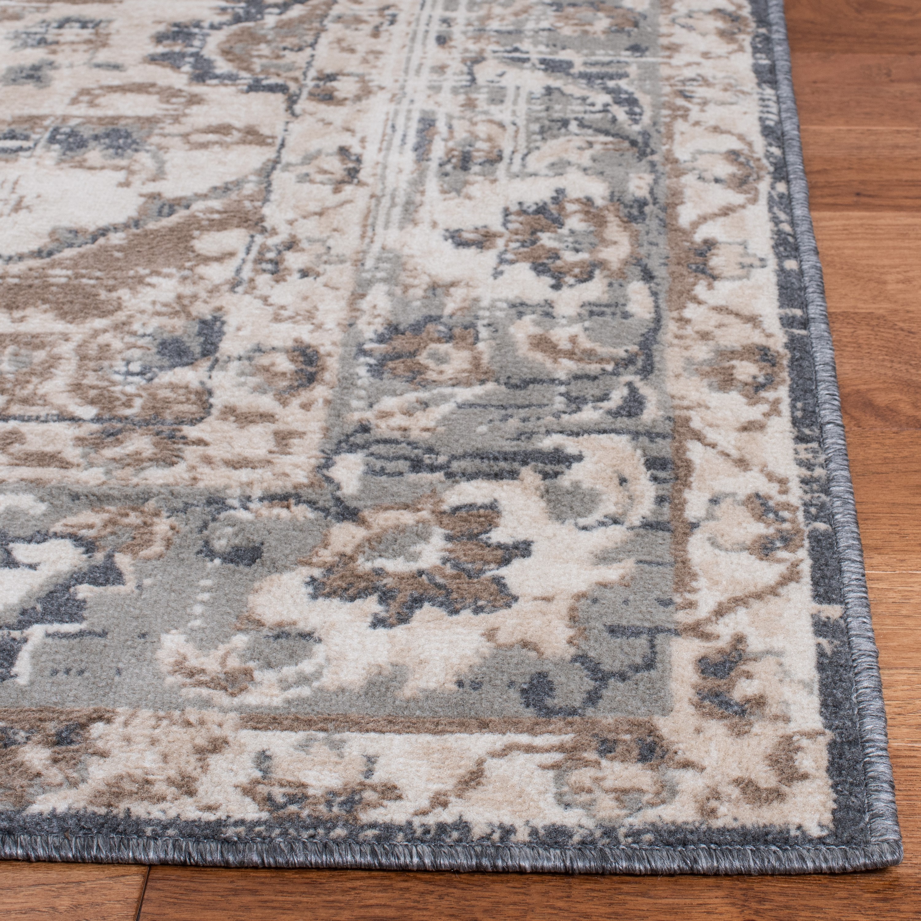 Safavieh PYR268B-7SQ rugs - View #3