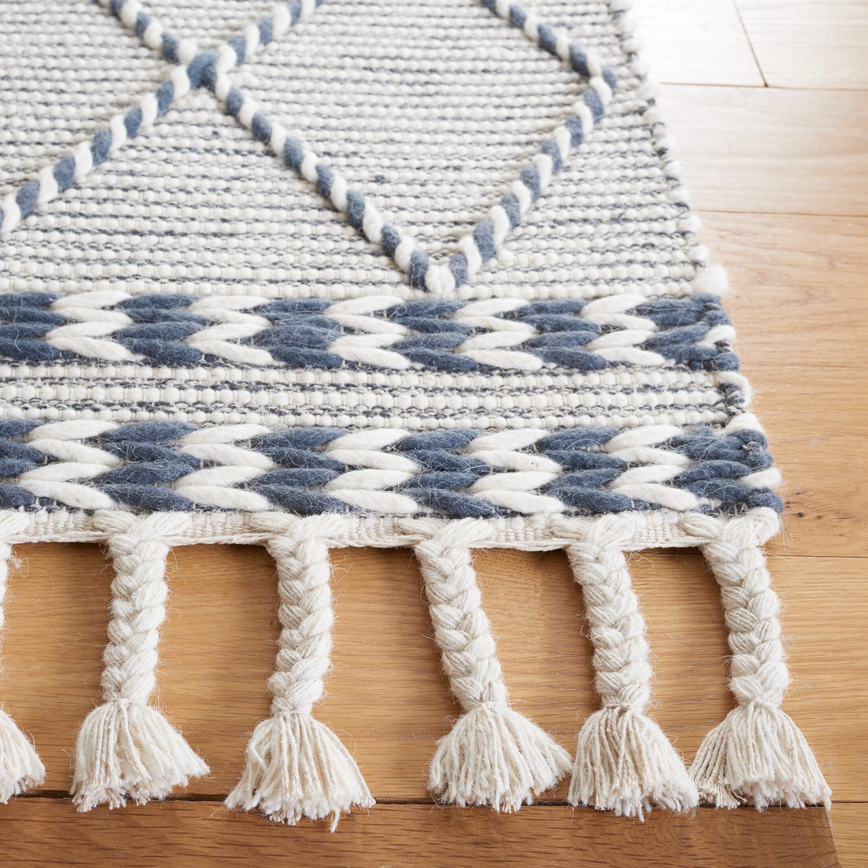 Safavieh VRM161G-4 rugs - View #6