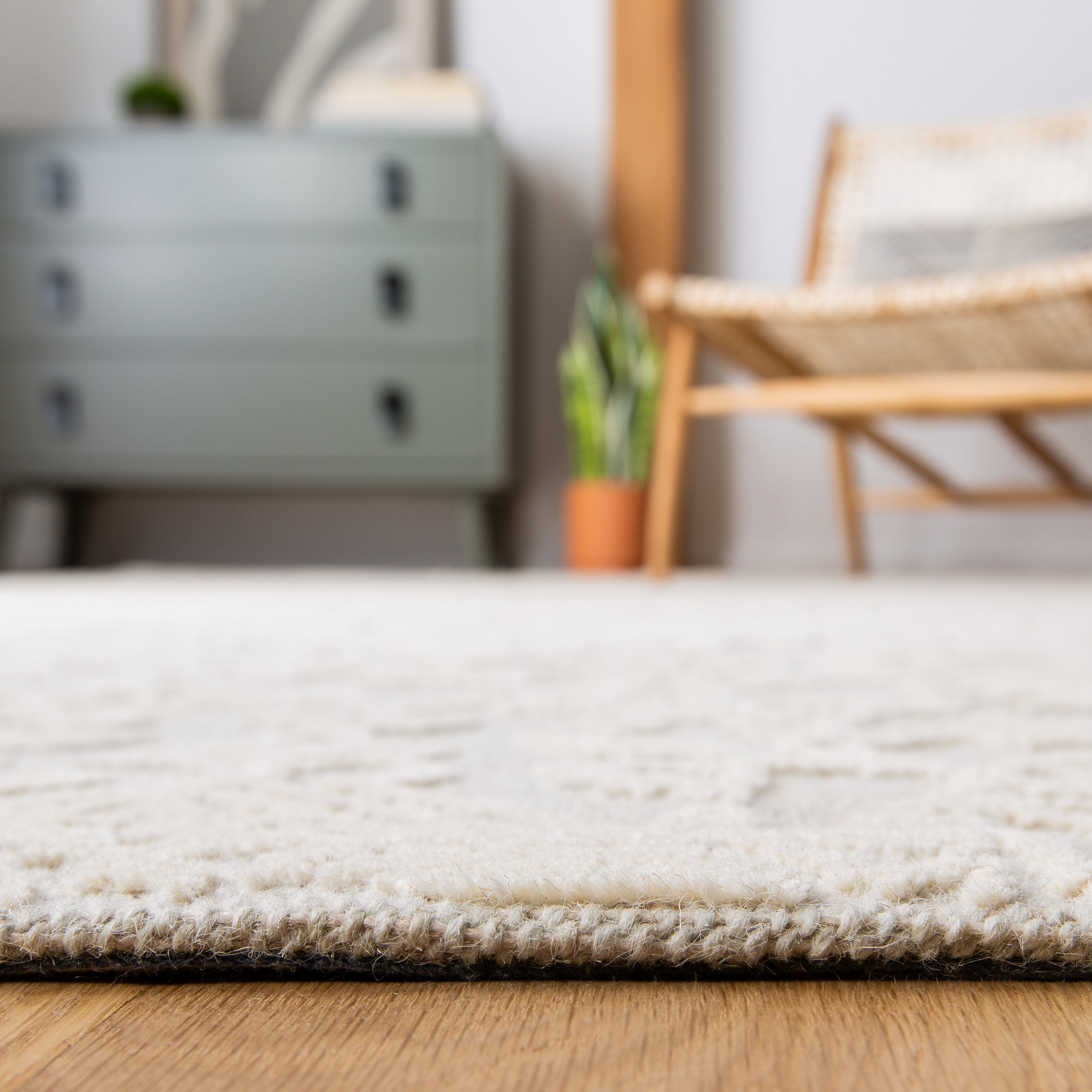 Ivory Beige 6' Square Handmade Wool Tufted Rug