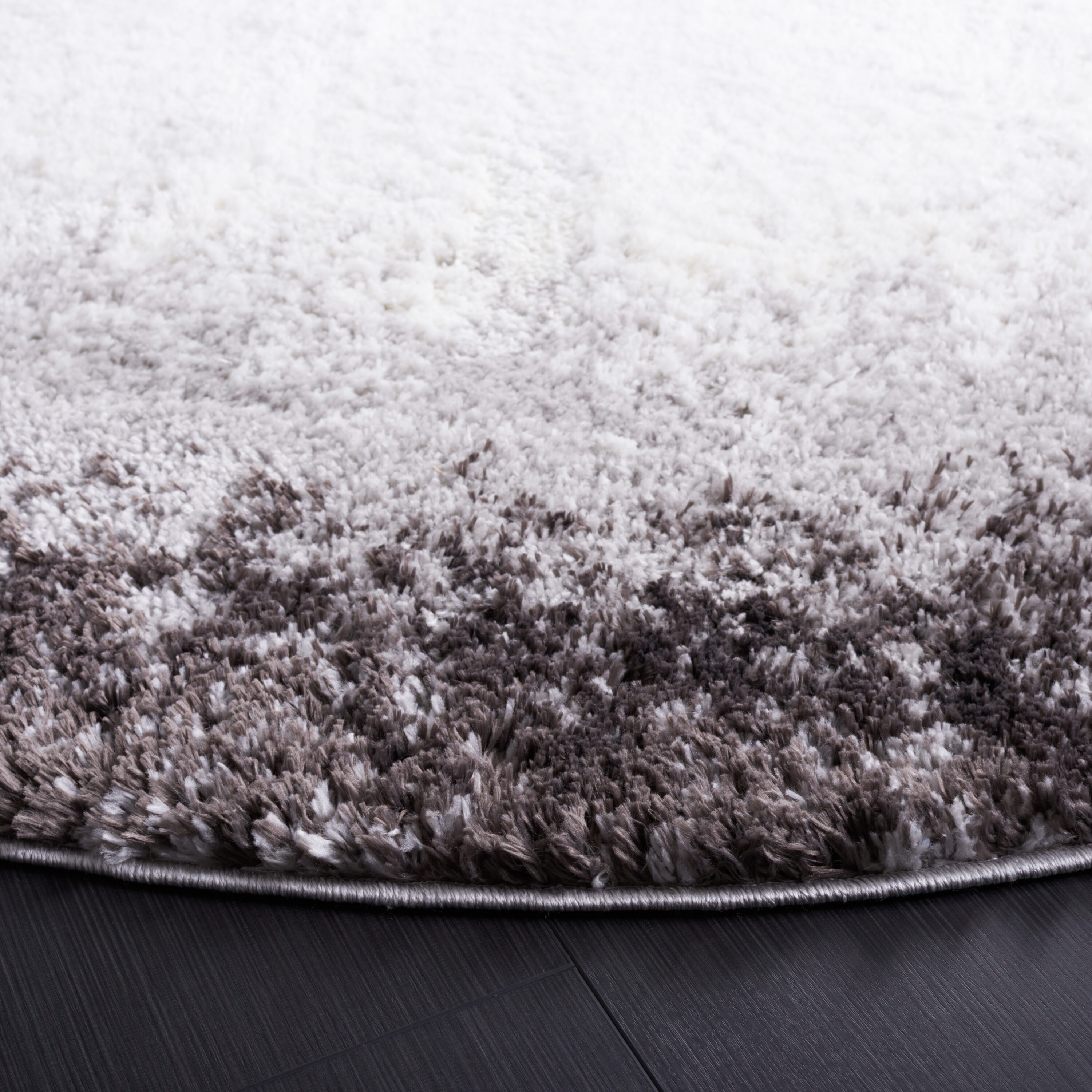 Safavieh BER547F-7R rugs - View #3
