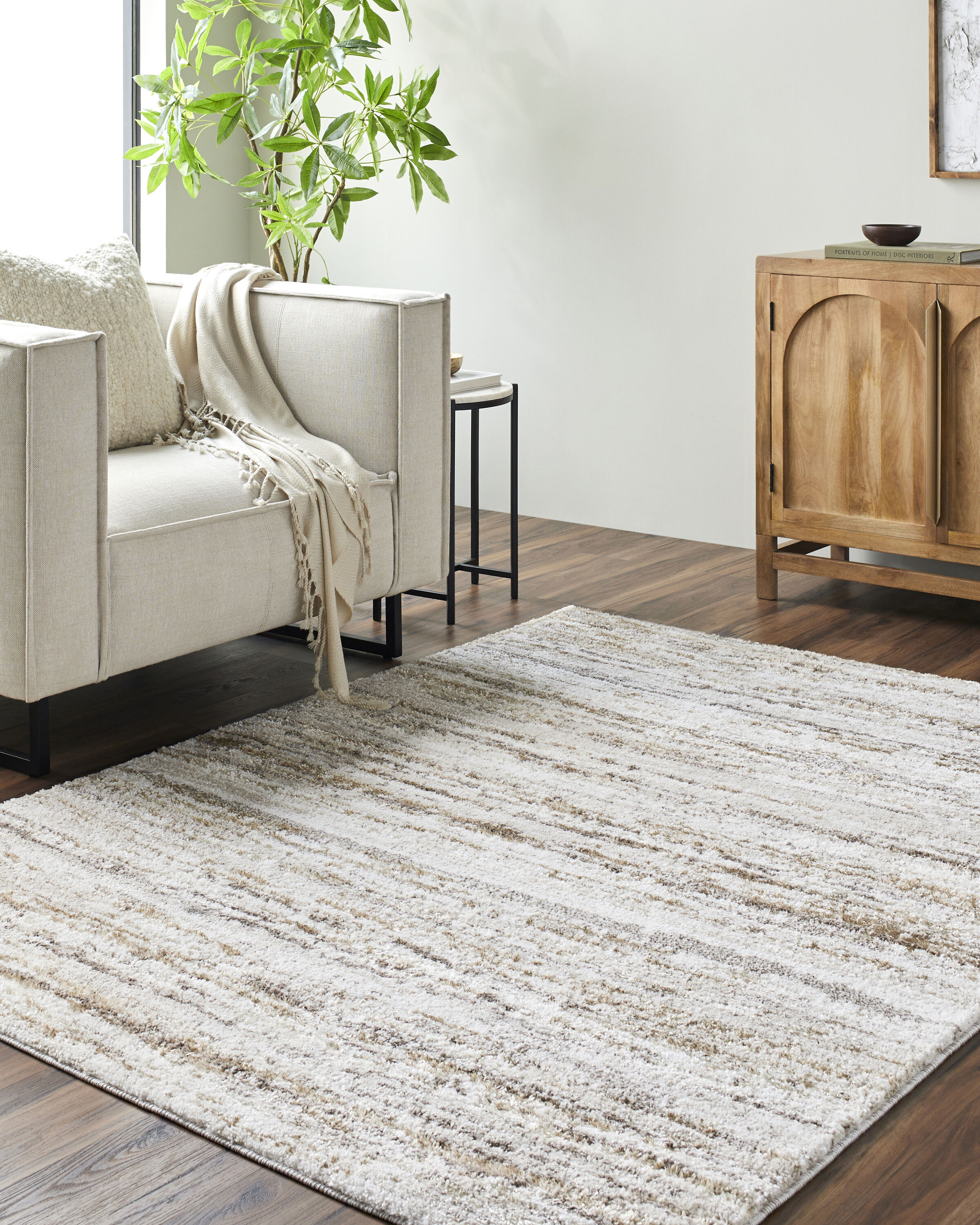 Livabliss ARP2301-2211 Andorra 2 x 3 (ft) Loomed Polyester/Polypropylene Light Silver Rectangular Indoor Abstract French Country Area rug