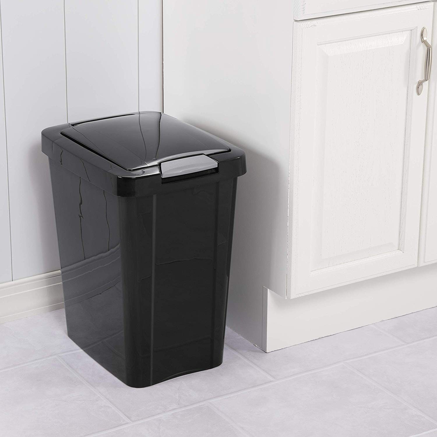 Sterilite 178108 wastebaskets - View #4