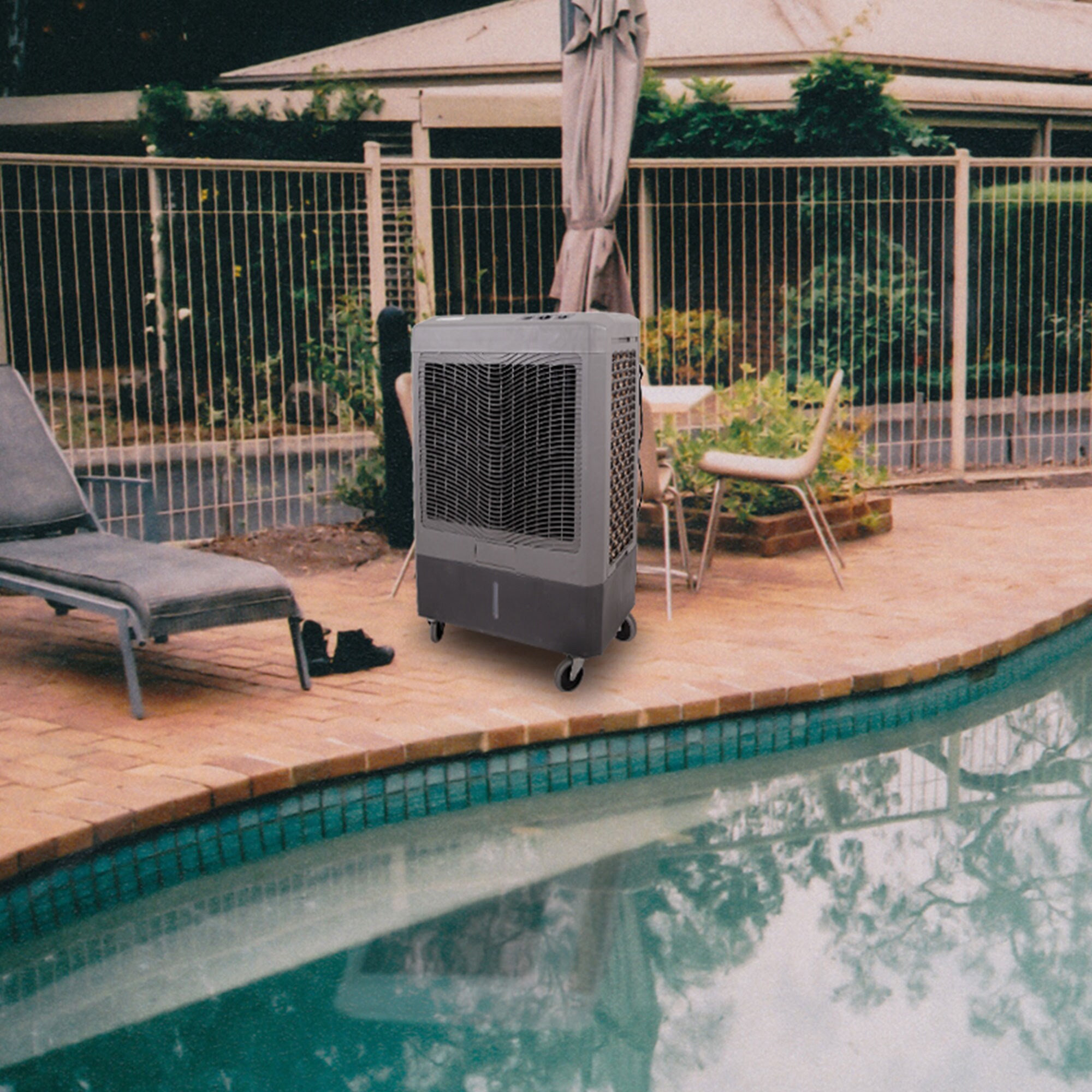 SLIMKOOL 3000-CFM 3-Speed Indoor/Outdoor Portable Evaporative Cooler for  950-sq ft (Motor Included) in the Evaporative Coolers department at