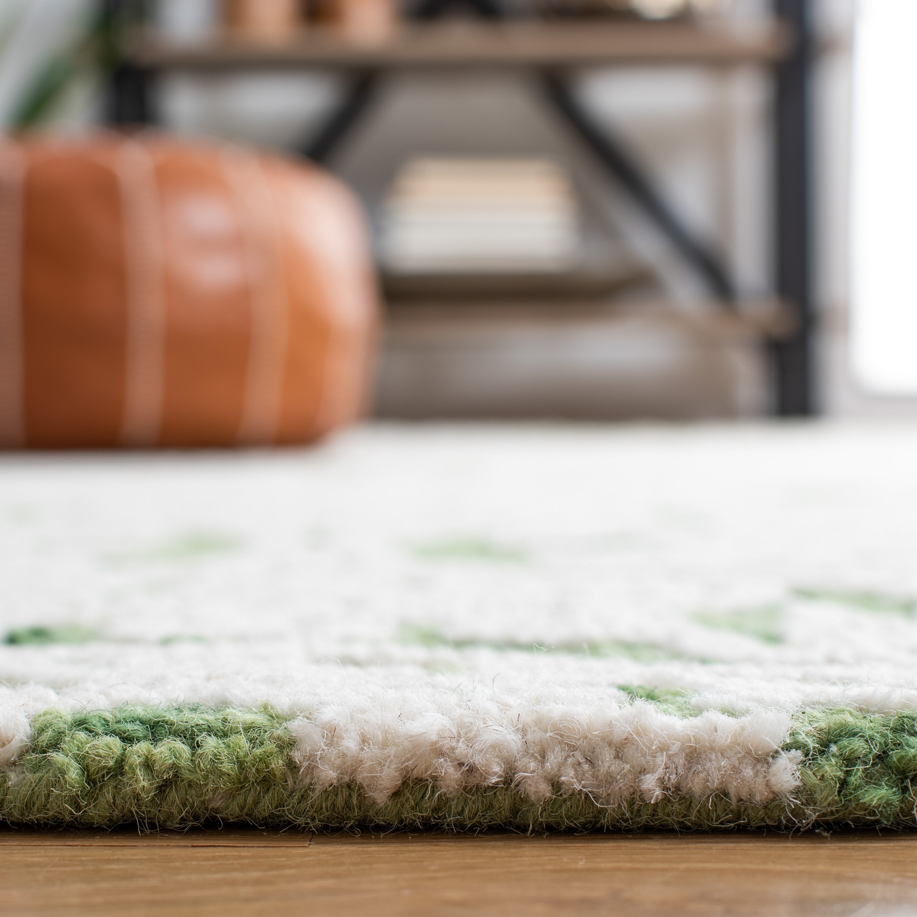 Safavieh BLM112Y-2 rugs - View #4