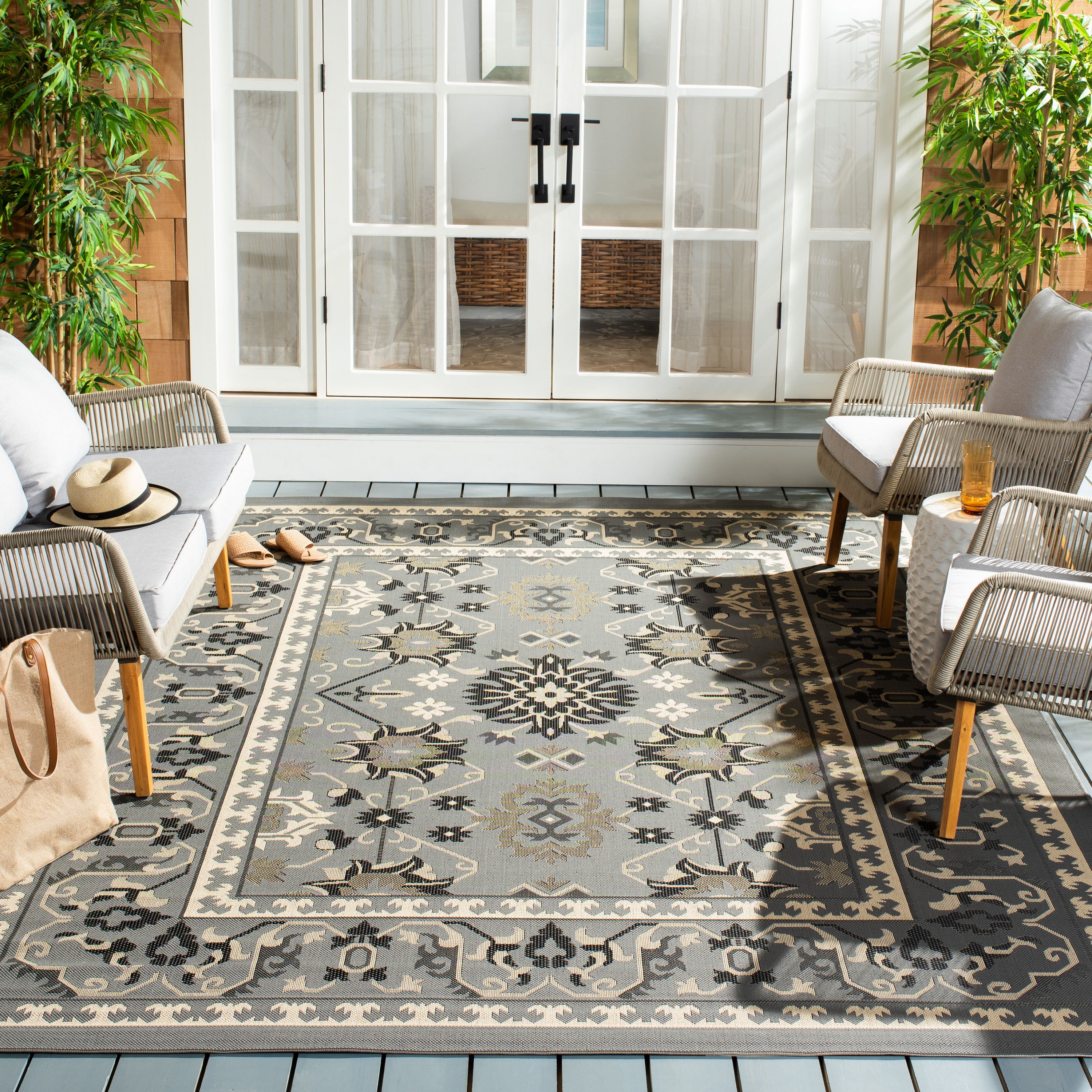 Safavieh CY6727-67-8 Courtyard Bahia 8 x 11 (ft) Loomed Polypropylene Gray/Cream Rectangular Indoor/Outdoor Floral/Botanical Coastal Area rug