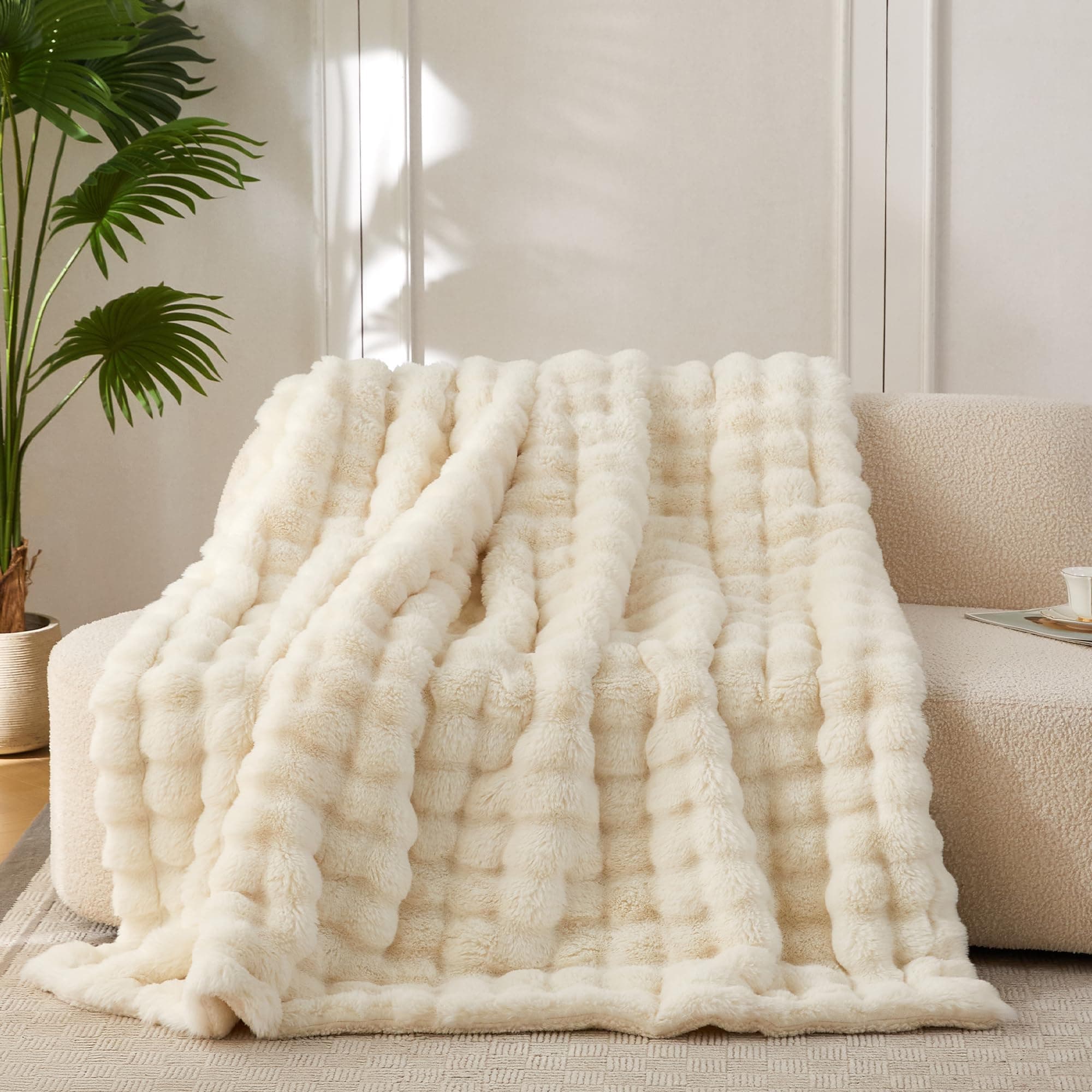 PIGFDK Ivory White 50x60in Faux Throw Blanket Cozy Soft Fuzzy Plush Bubble Pattern 700GSM Microfiber Machine Washable