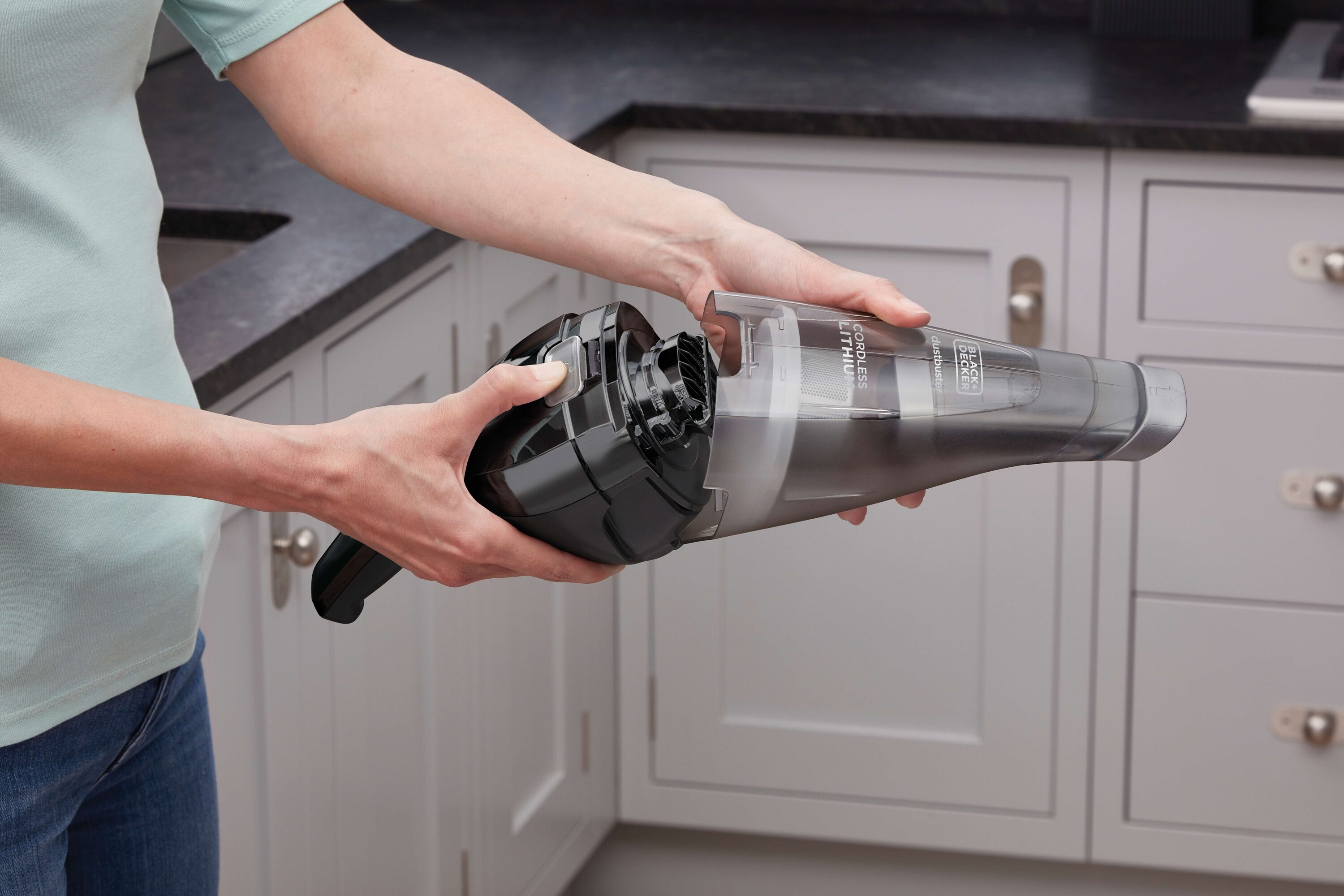 BLACK+DECKER HNVC220BCZ00 Handheld-Vacuums - View #5