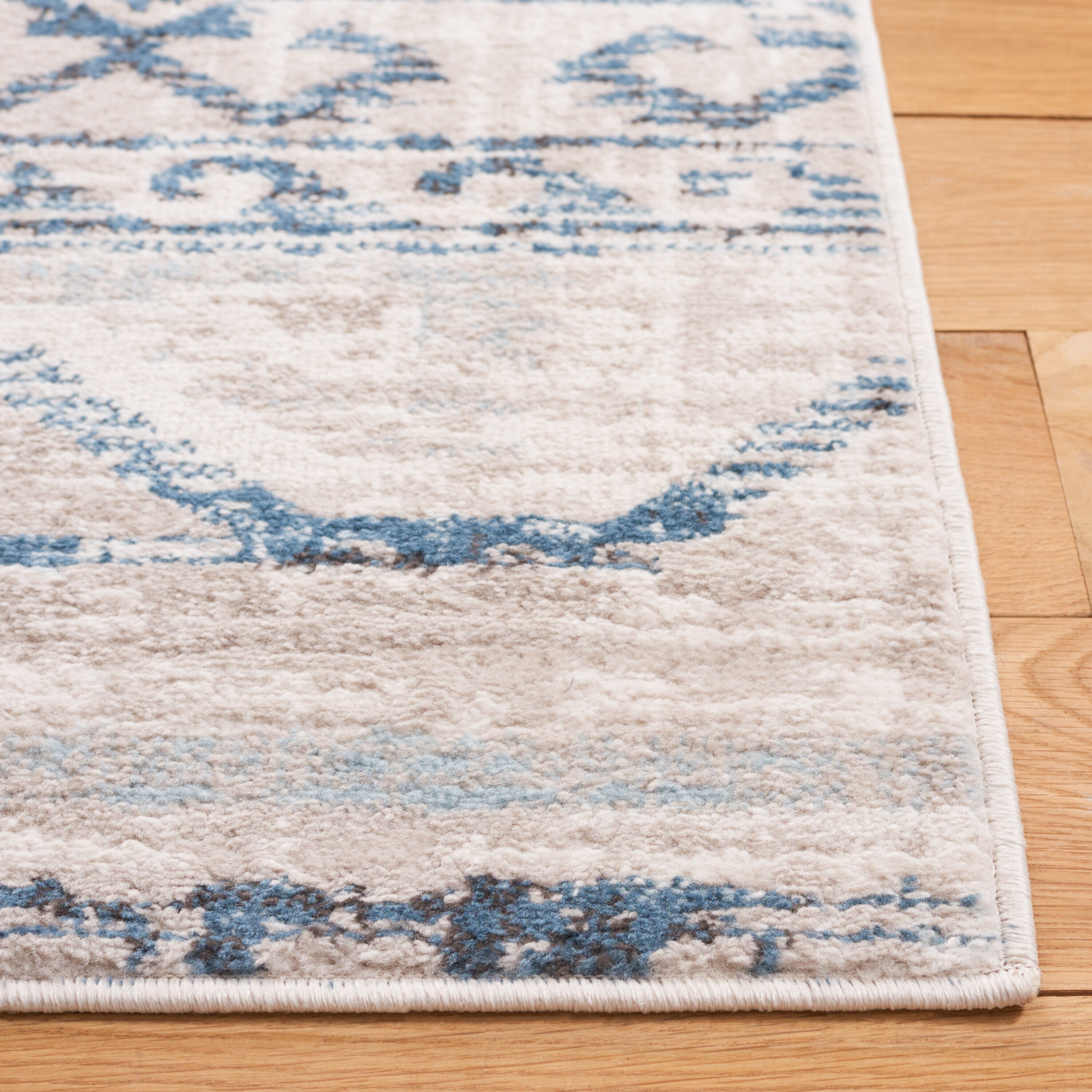 Safavieh CRN234M-4 rugs - View #3