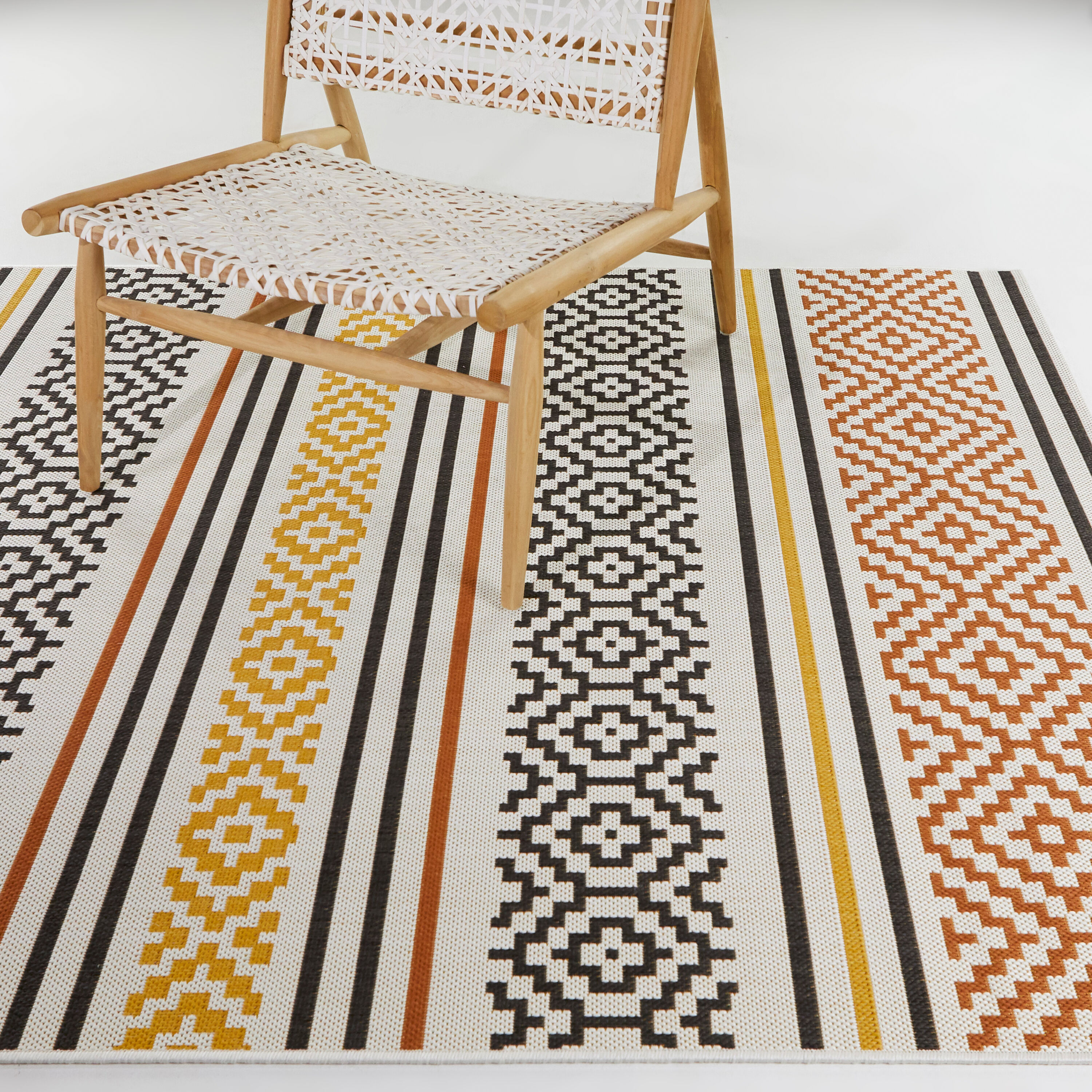 Balta 3105930 5 x 7 (ft) Polypropylene Orange Rectangular Indoor/Outdoor Trellis Area rug