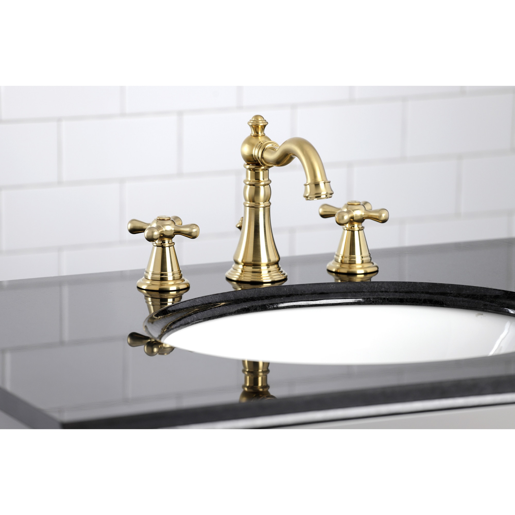Kingston Brass WLFSC1973AAX American Classic Brushed brass Widespread 2-handle Low-arc Residential Handle Bathroom Sink Faucet with Drain