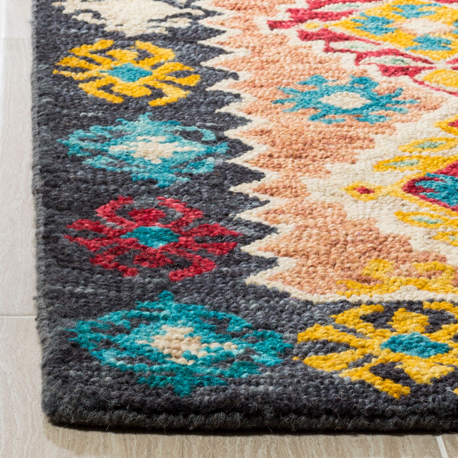 Safavieh 7-ft x 7-ft Beige/Charcoal Square Indoor Abstract Area Rug in ...