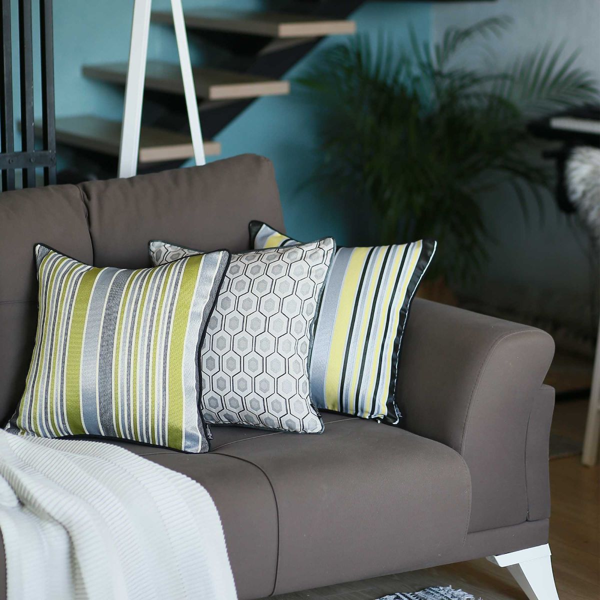 HomeRoots 355632 Accent-Pillows - View #3