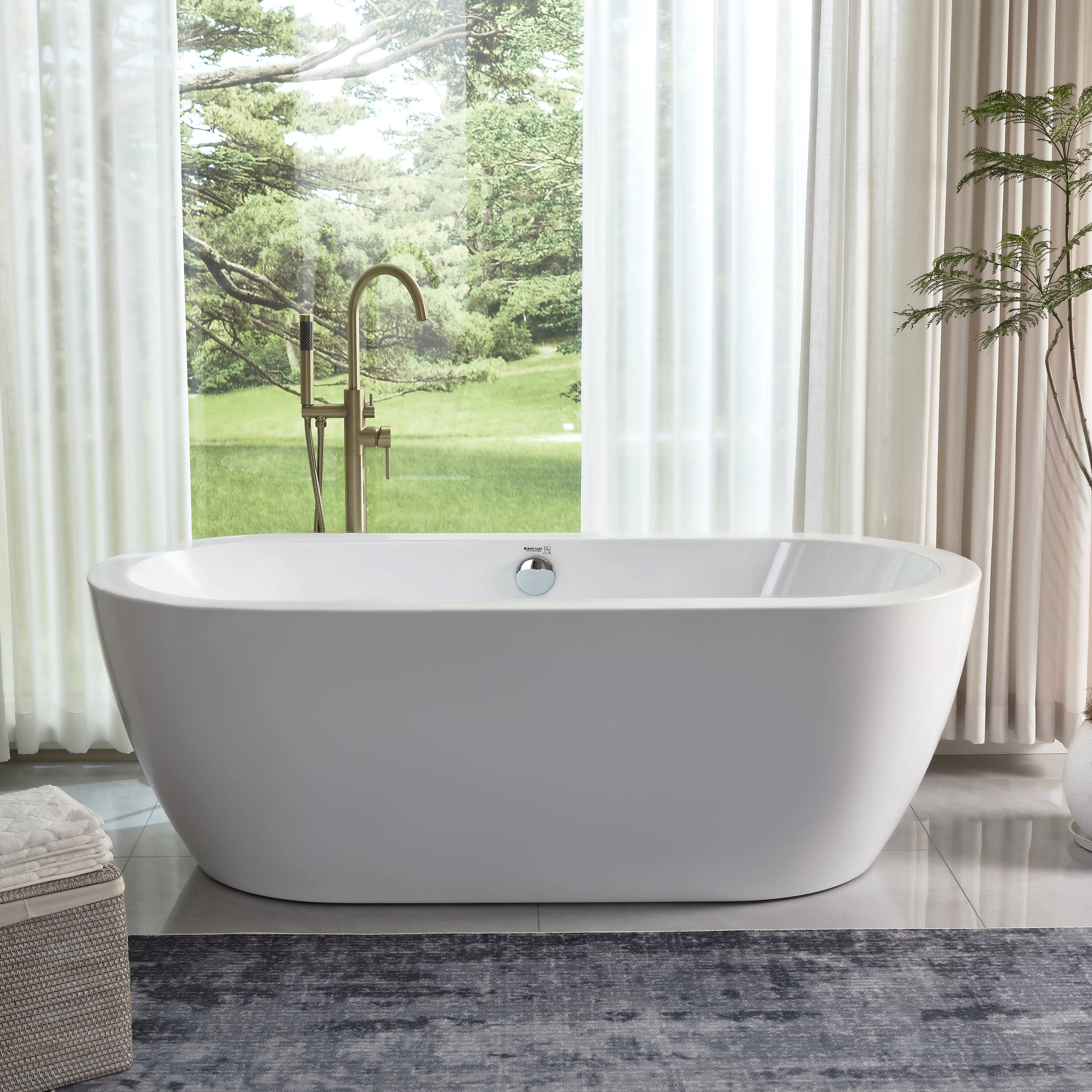 68" White Freestanding Acrylic Soaking Bathtub