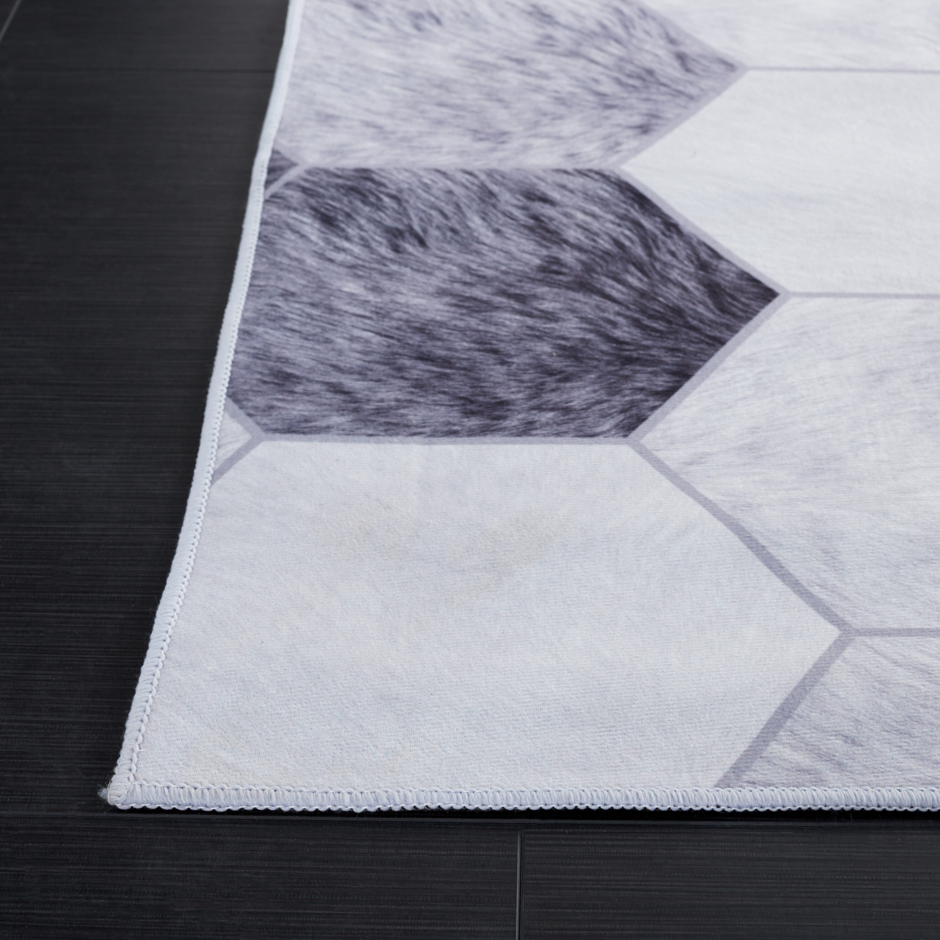 Gray 9' x 12' Rectangular Synthetic Fur Washable Rug