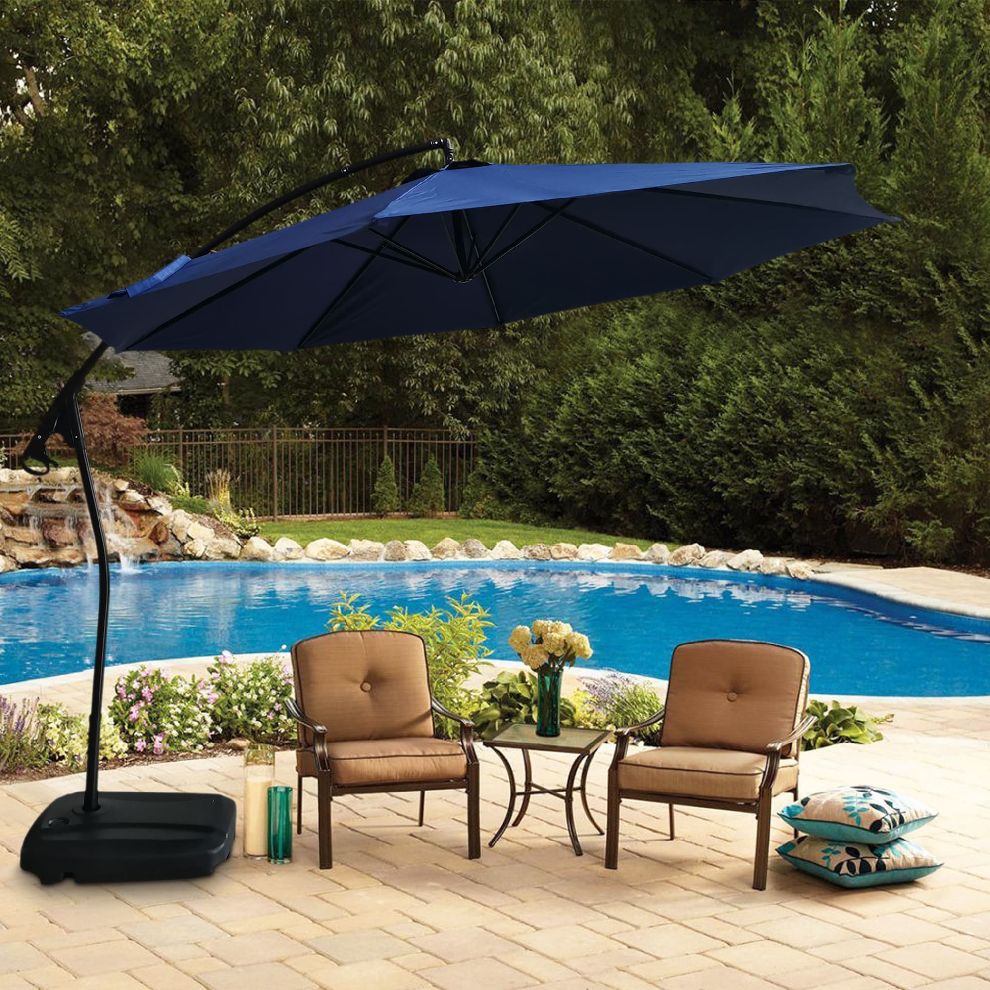 CASAINC 11-ft Cantilever Patio Umbrella with Base in the Patio ...