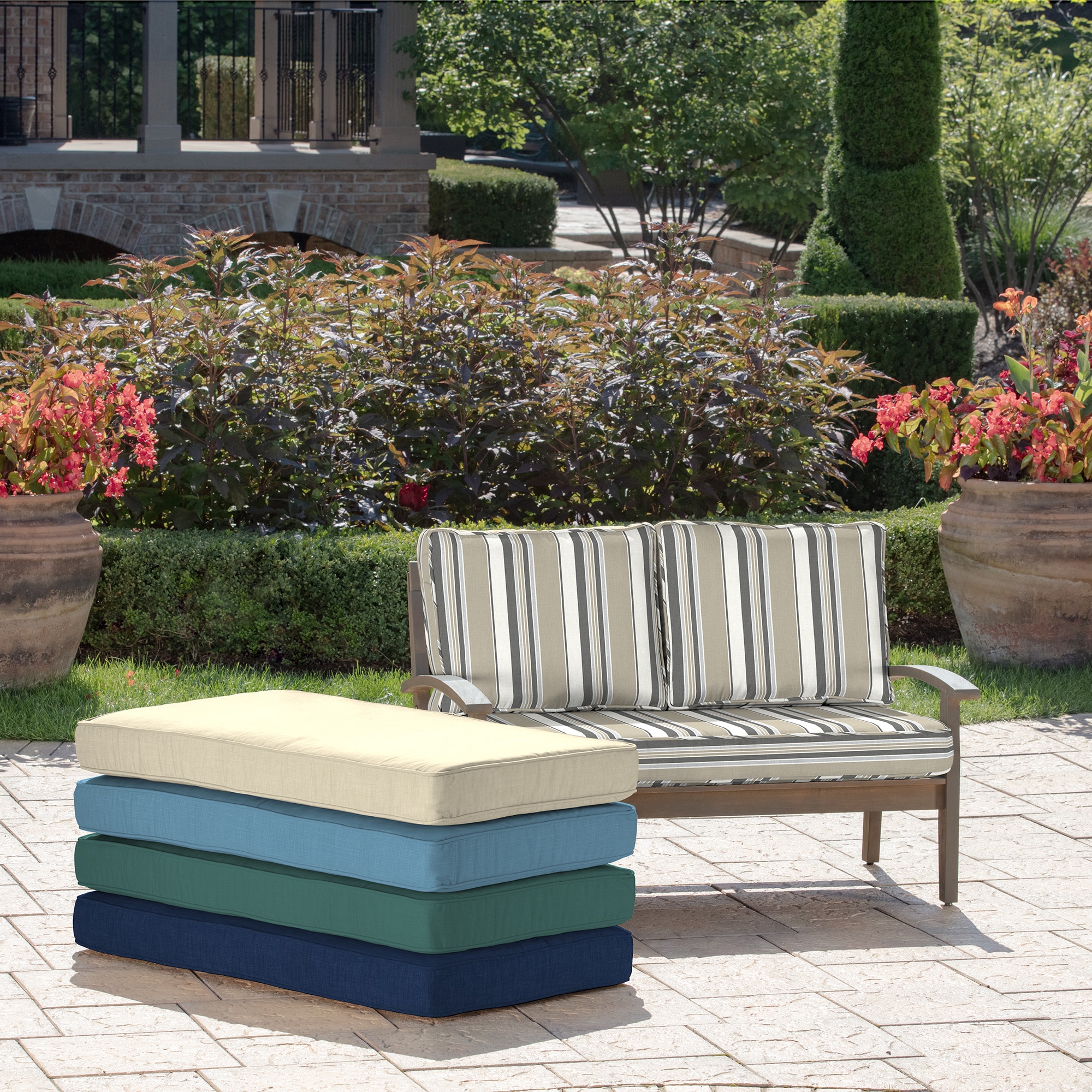 Lowes patio loveseat discount cushions