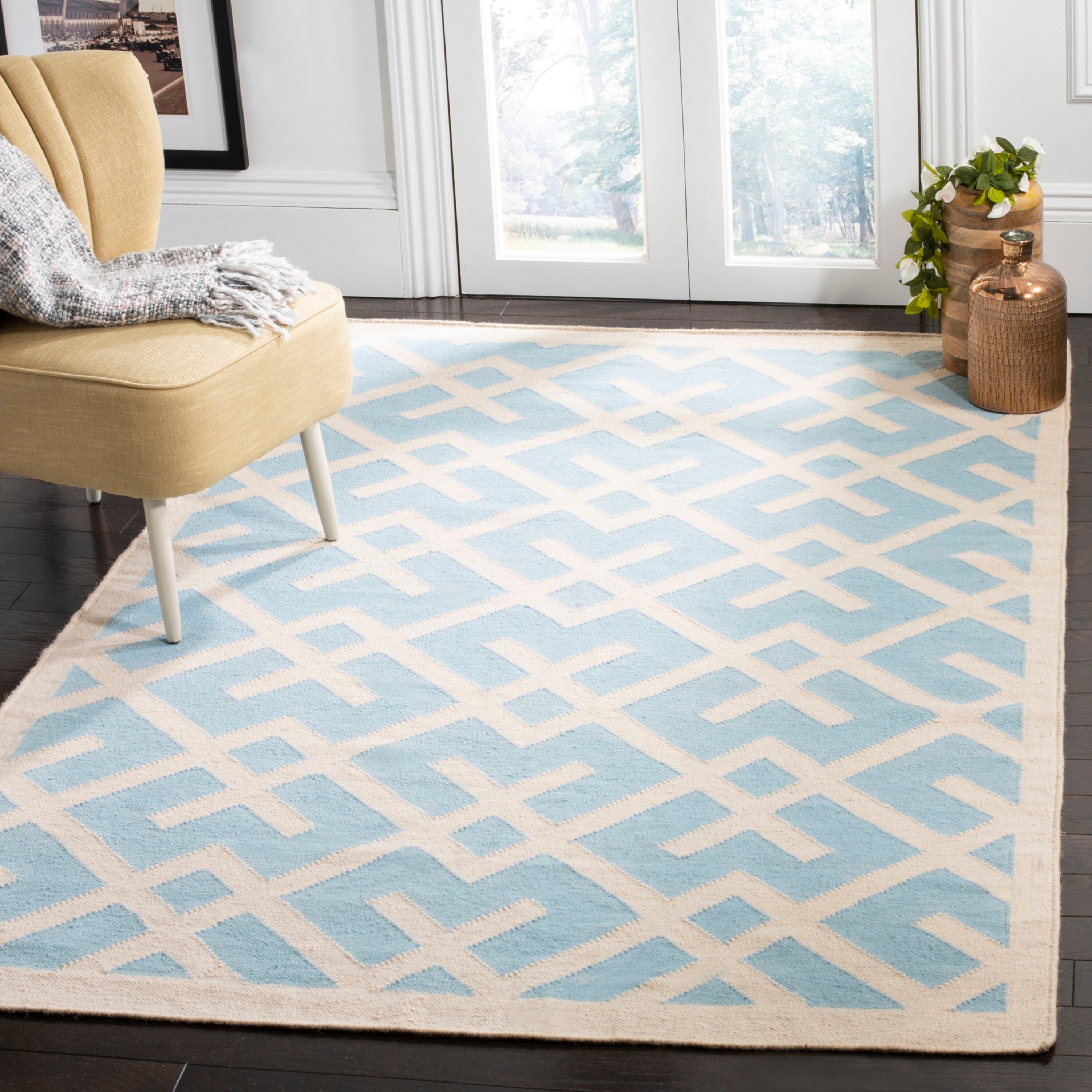 Safavieh DHU552B-4 Dhurries Cesa 4 x 6 (ft) Wool Light Blue/Ivory Rectangular Indoor Geometric Coastal Area rug