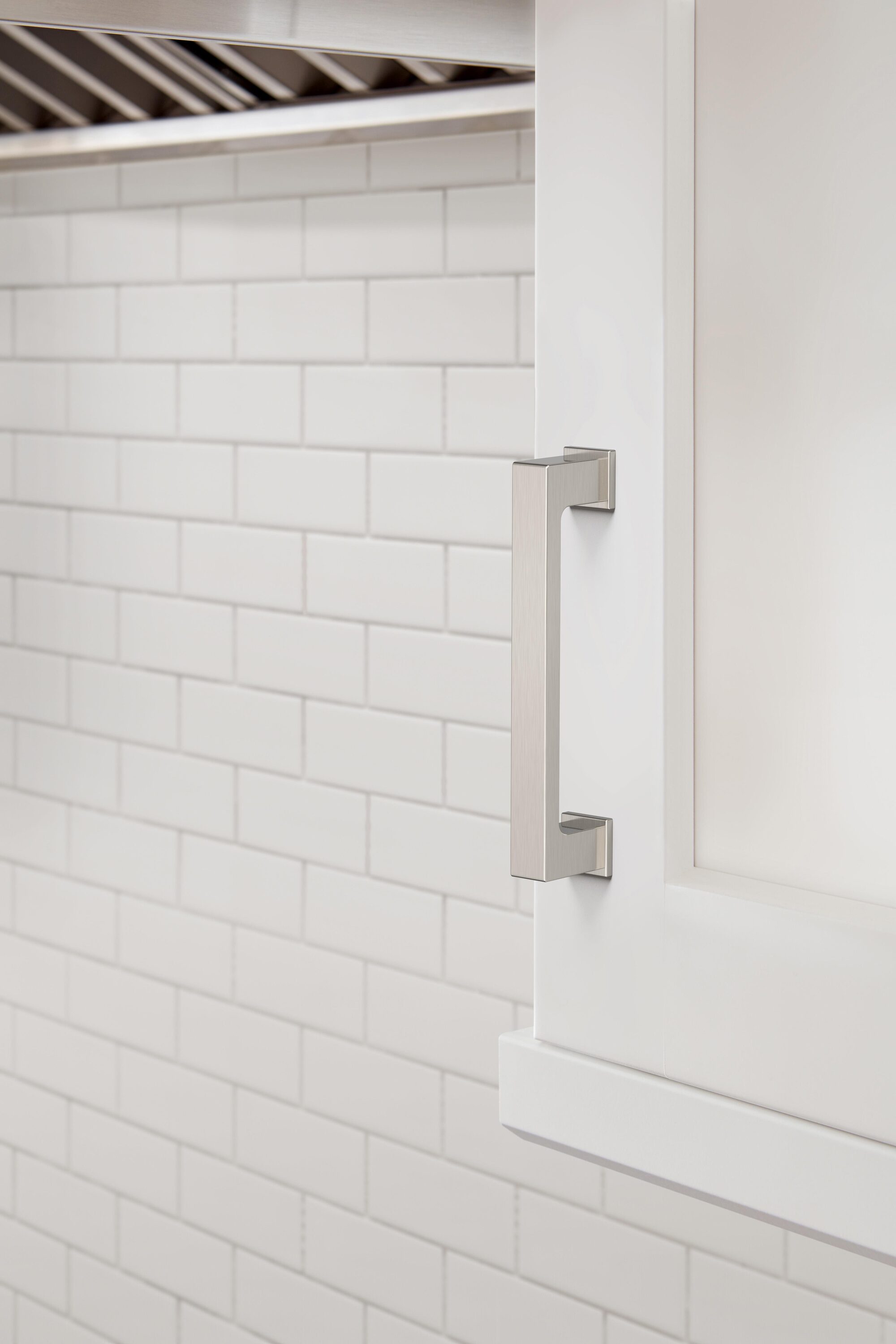 Amerock 10BX37031G10 Cabinet-Pulls - View #2