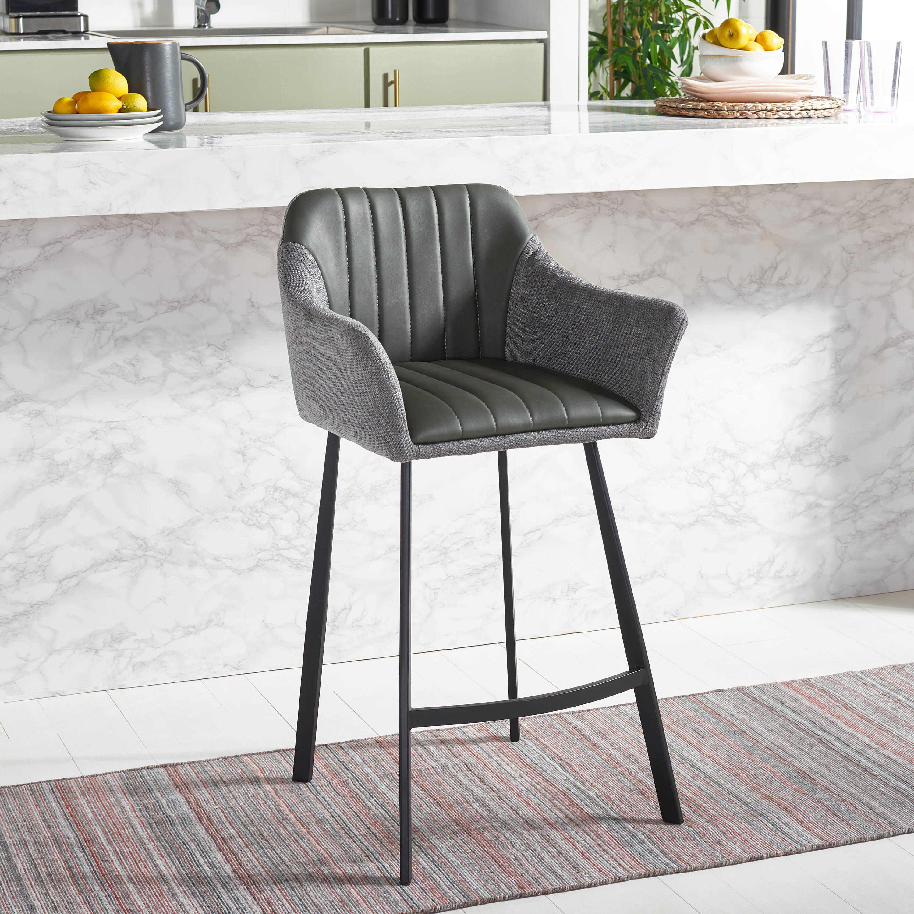 Safavieh BST3019A stools - View #3