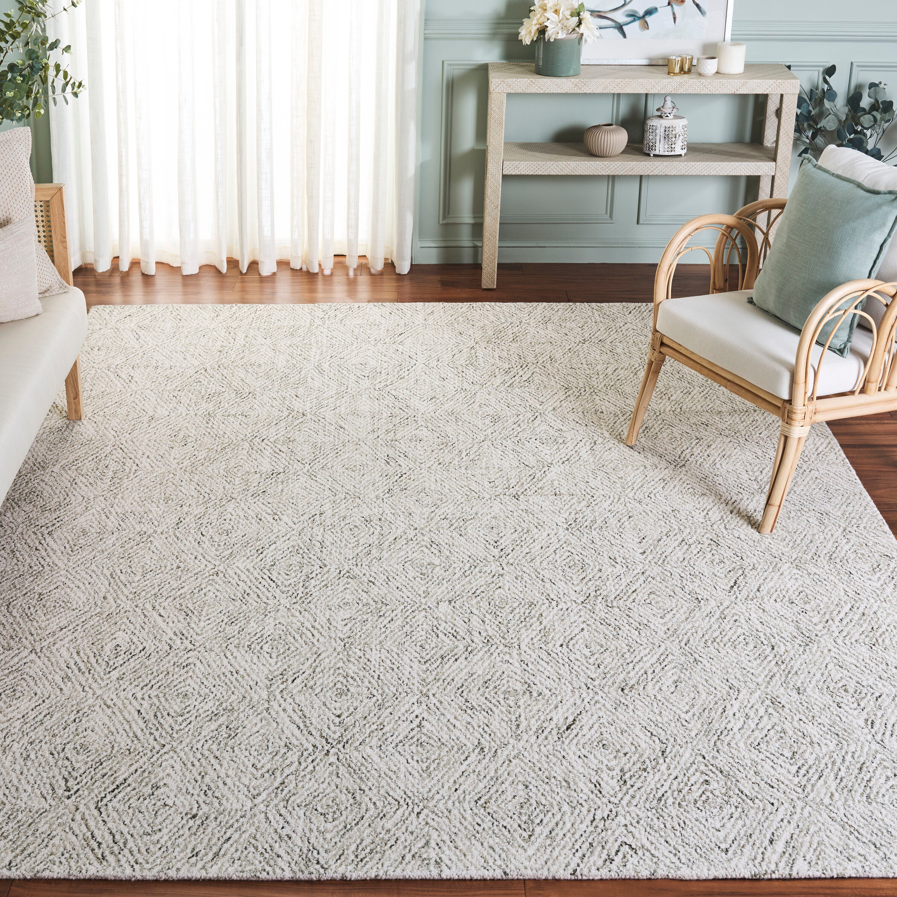  Ebony 901 Light Green/Ivory Contemporary 8ft x 10ft Large Rectangle Rug