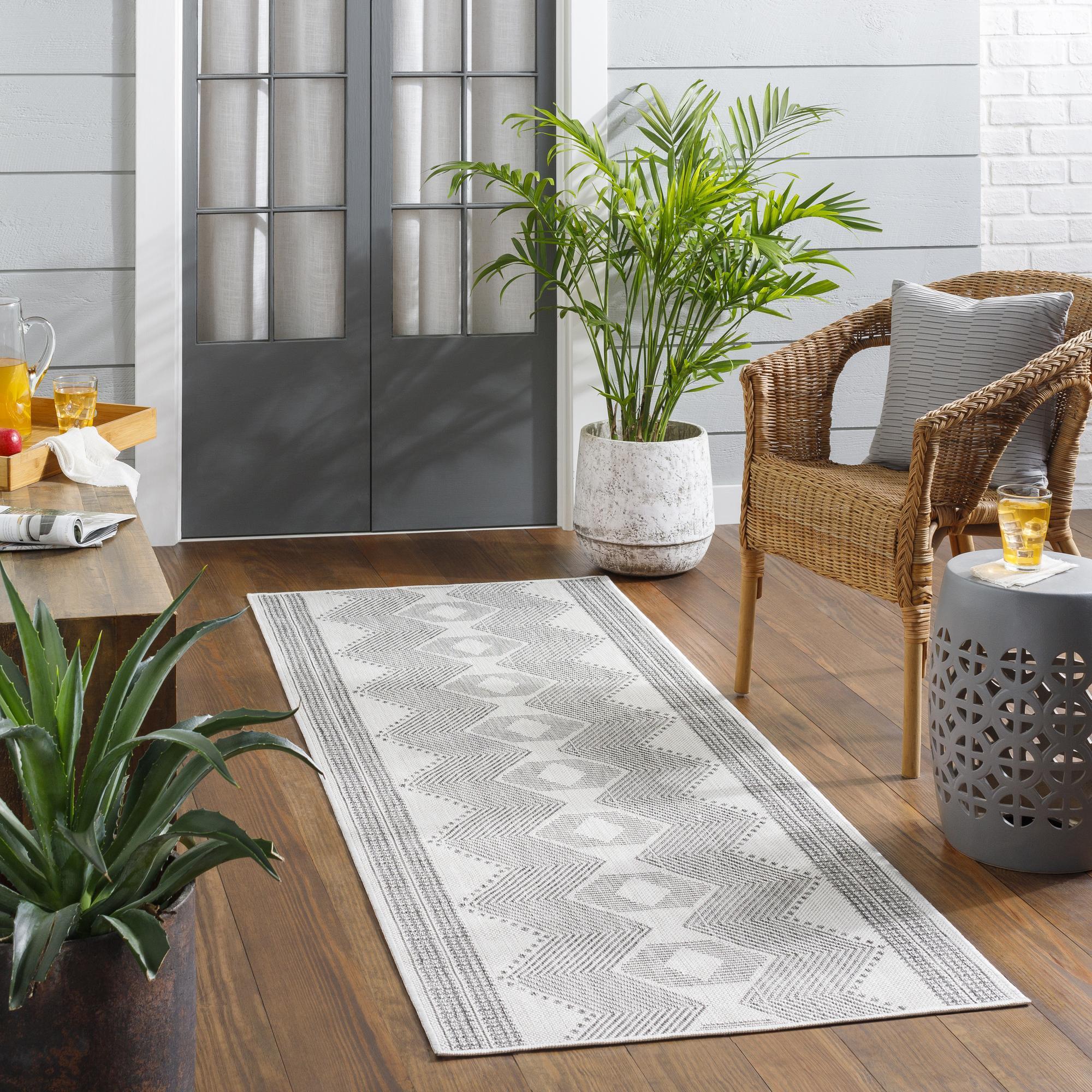 Livabliss LBH2347-2773 Long Beach 3 x 8 (ft) Polypropylene Light Gray Rectangular Indoor/Outdoor Geometric Global Runner rug
