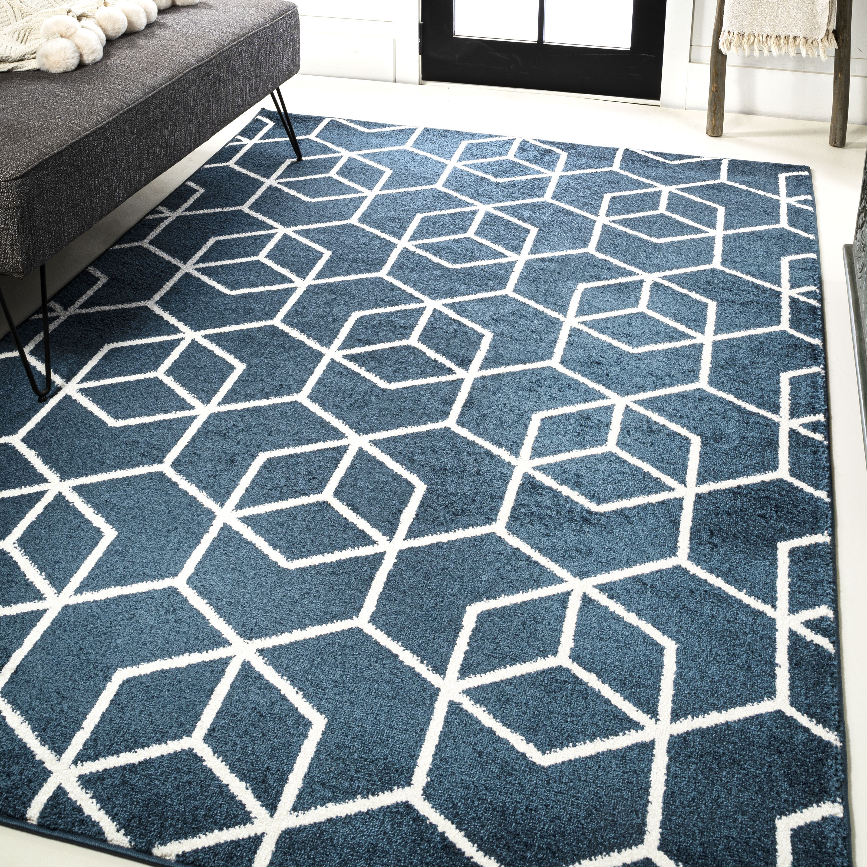 JONATHAN  Y SEU101H-4 SUPERSOFT Tumbling Blocks 4 x 6 (ft) Loomed Polypropylene Navy/White Rectangular Indoor Geometric Mid-Century Modern Area rug