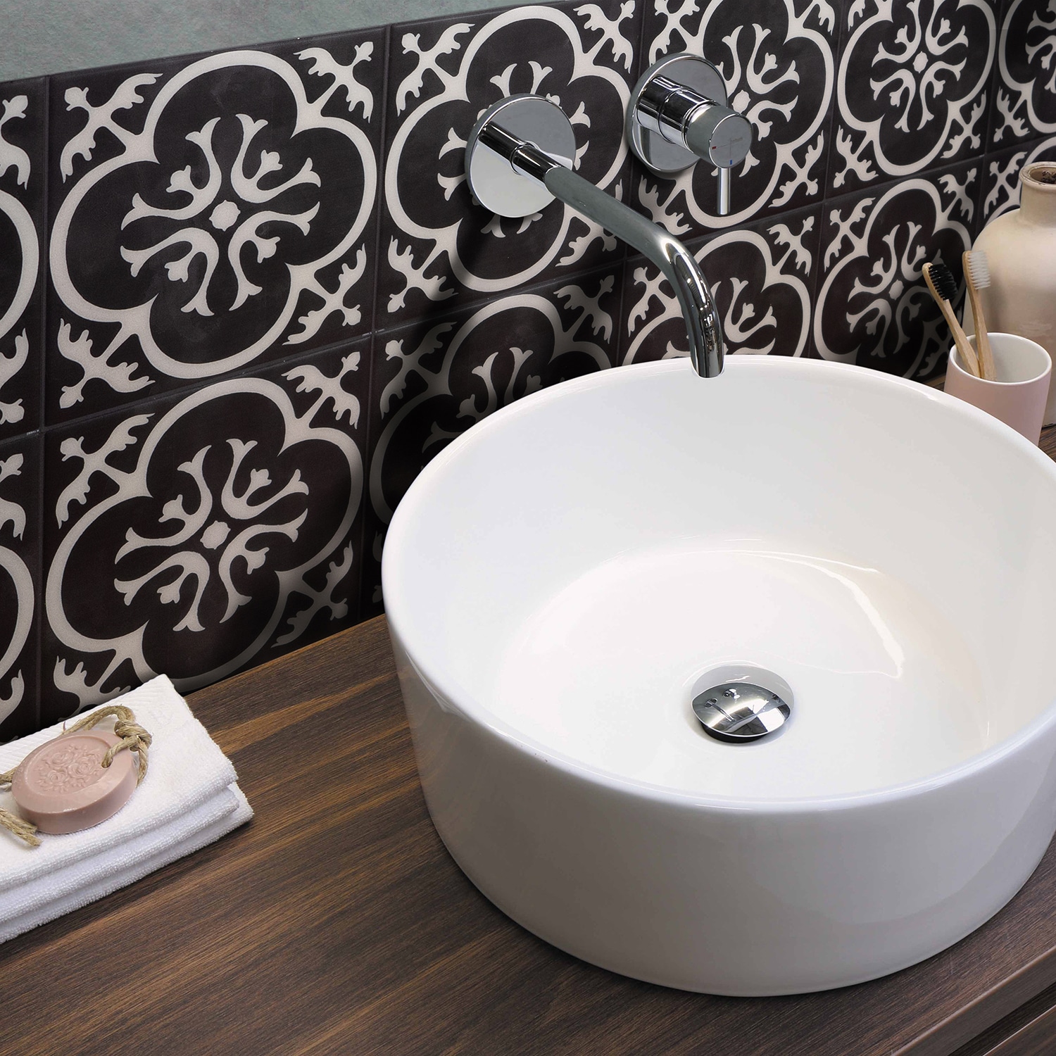 Smart Tiles Vintage Girona Nera Black 8-in x 8-in Matte Resin Mixed Pattern Patterned Peel and Stick Wall Tile (1.59-sq. ft/ Carton)