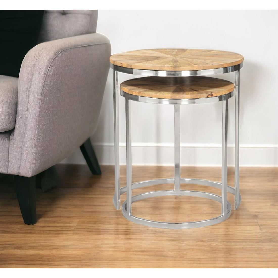 HomeRoots 4000576792 18-in W x 20.5-in H Natural Wood Round Modern End Table