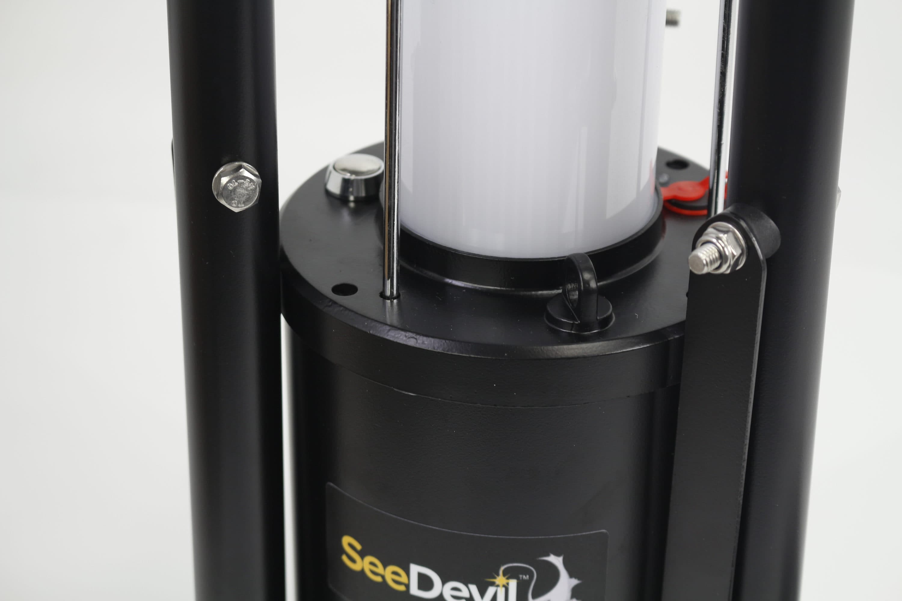 SeeDevil 4000-Lumen LED Black Battery-operated and Plug-in