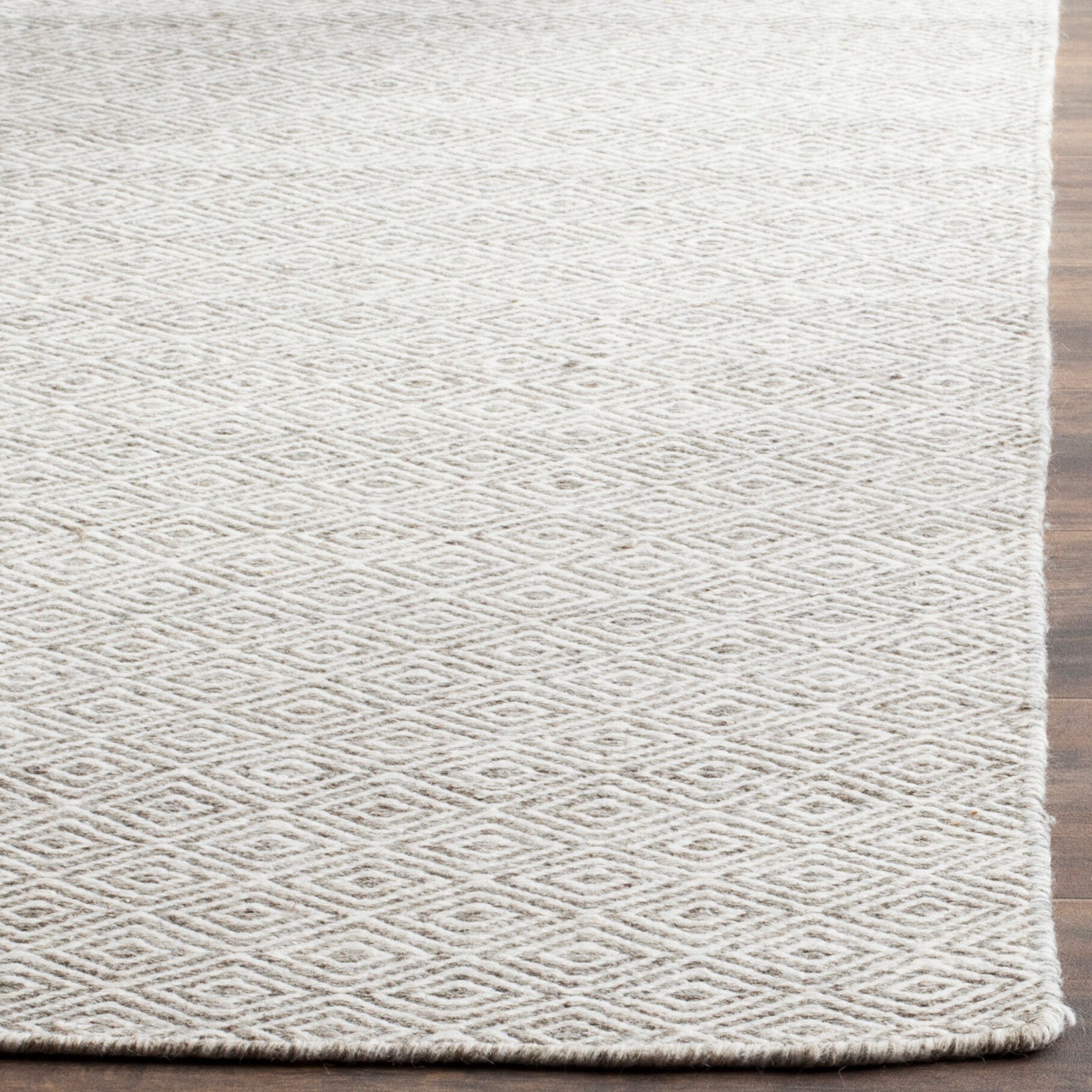 Safavieh KLM725A-4 rugs - View #3