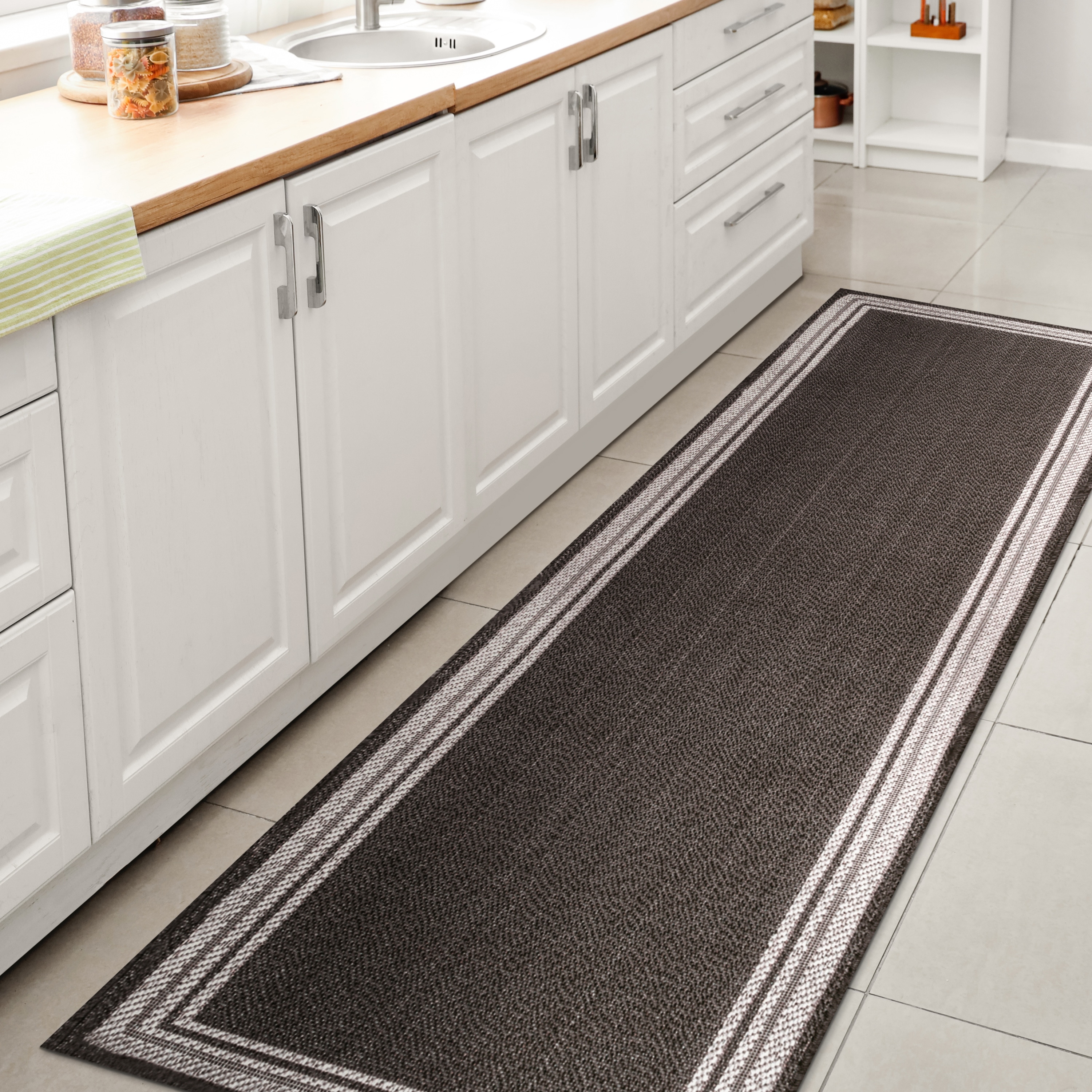 JONATHAN  Y SMB201C-28 Santa Monica James 2 x 8 (ft) Loomed Polypropylene Black/Cream Rectangular Indoor/Outdoor Border Farmhouse/Cottage Runner rug