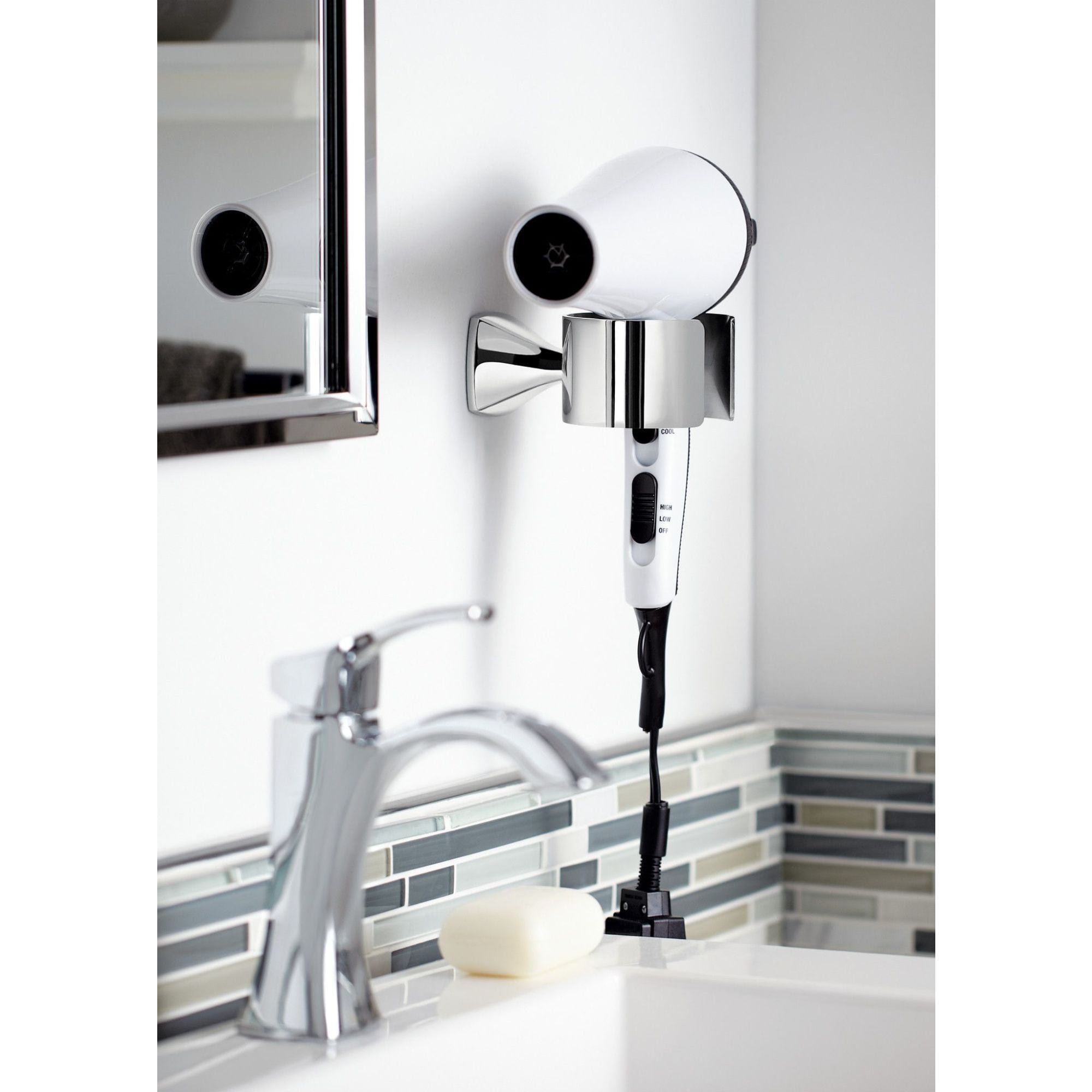 Polished Nickel 7 3/4" Transitional Single Hole Faucet with Drain