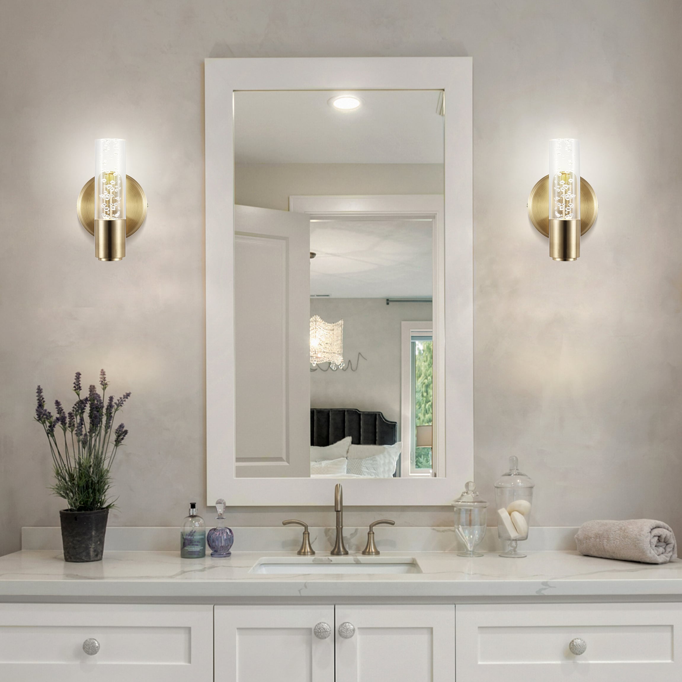 Bolha Classic Minimalist Brass-Gold LED Vanity Wall Light