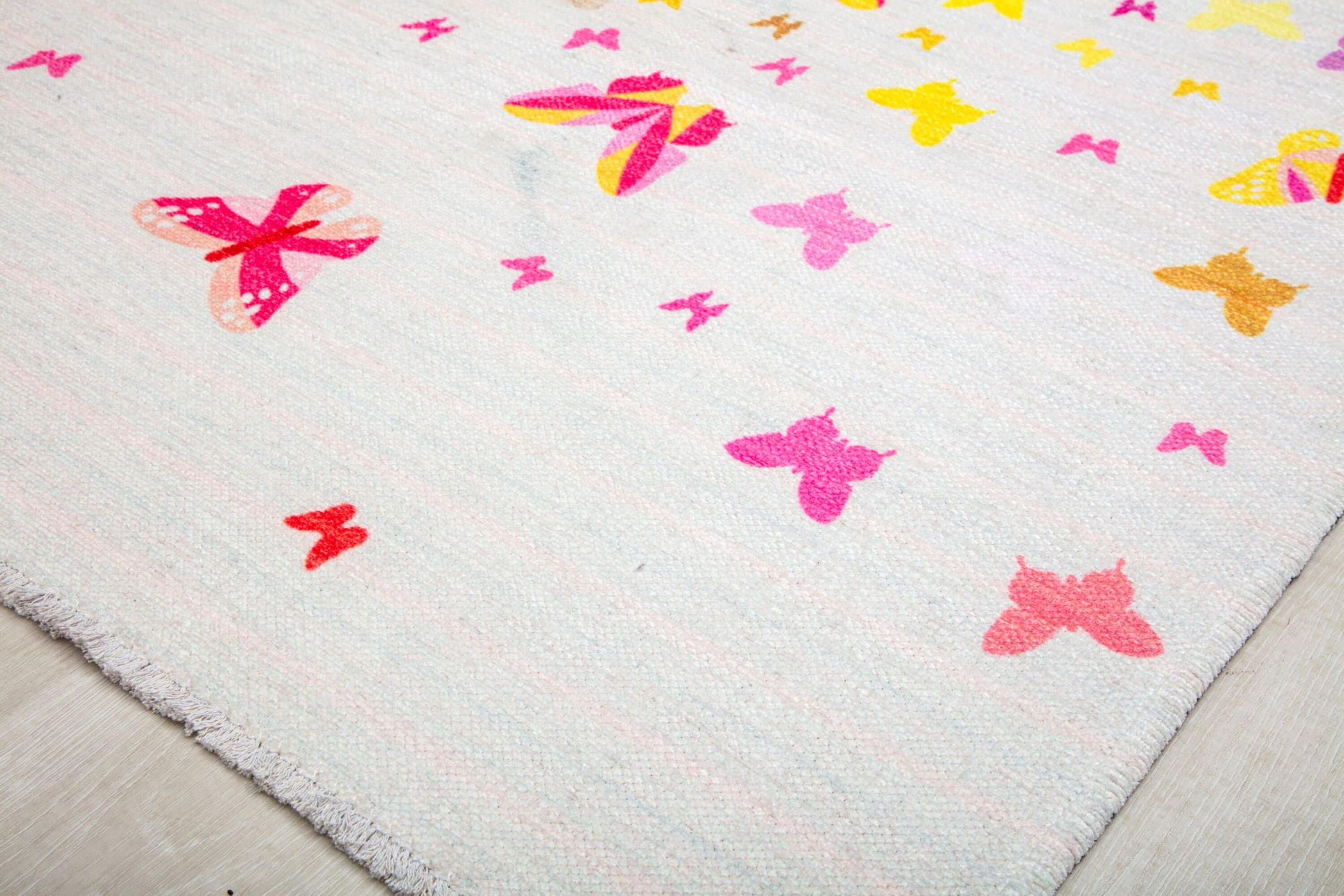 Elizabeth Sutton White Multicolor Polyester Runner Rug, 2'7" x 8'