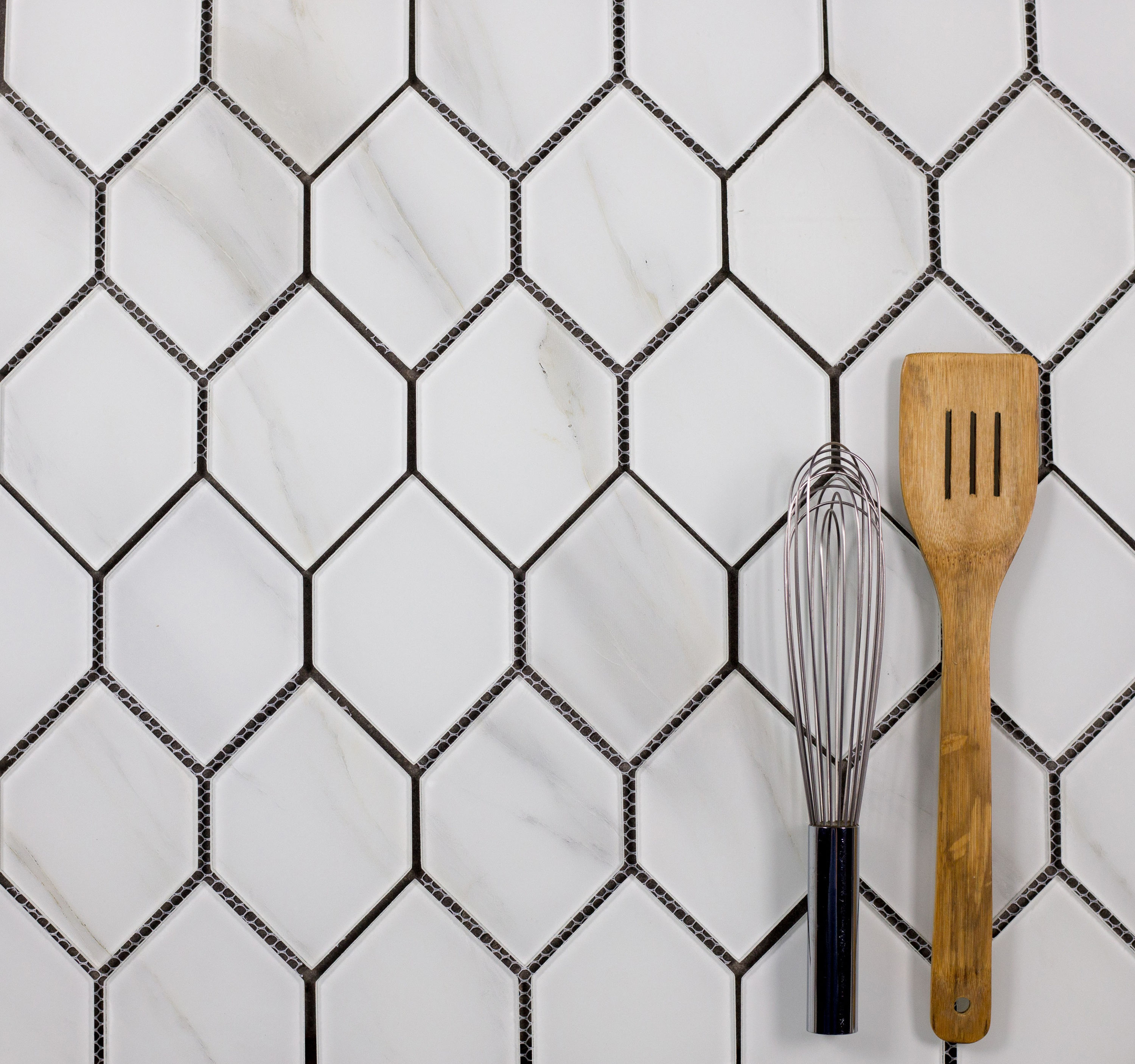 Abolos Nature 10-Pack Calacatta Gold White/Matte 12-in x 12-in Matte Glass Honeycomb Marble Look Wall Tile