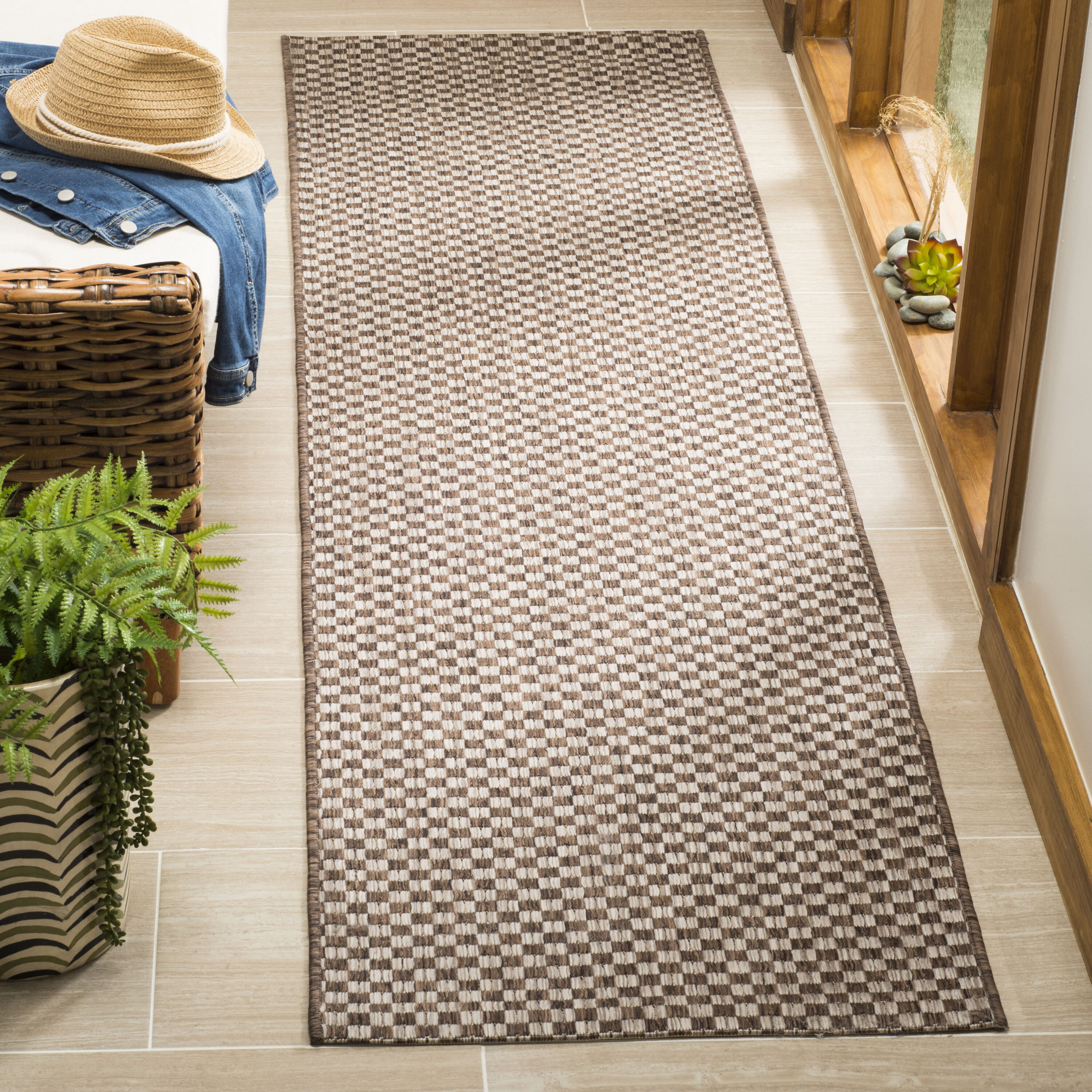 Safavieh CY8653-36321-27 Courtyard 2 x 7 (ft) Loomed Synthetic Light Brown/Light Gray Rectangular Indoor/Outdoor Solid Runner rug
