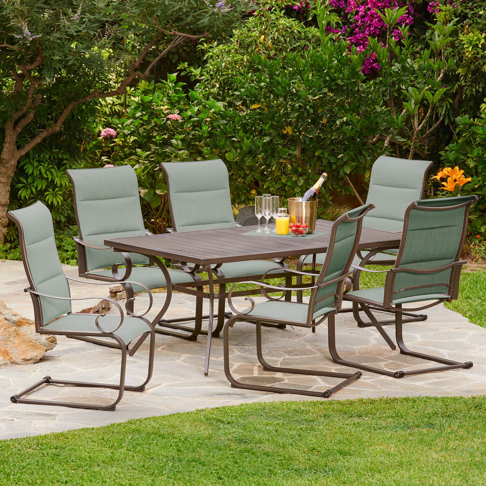 Crestridge 7 store piece dining set