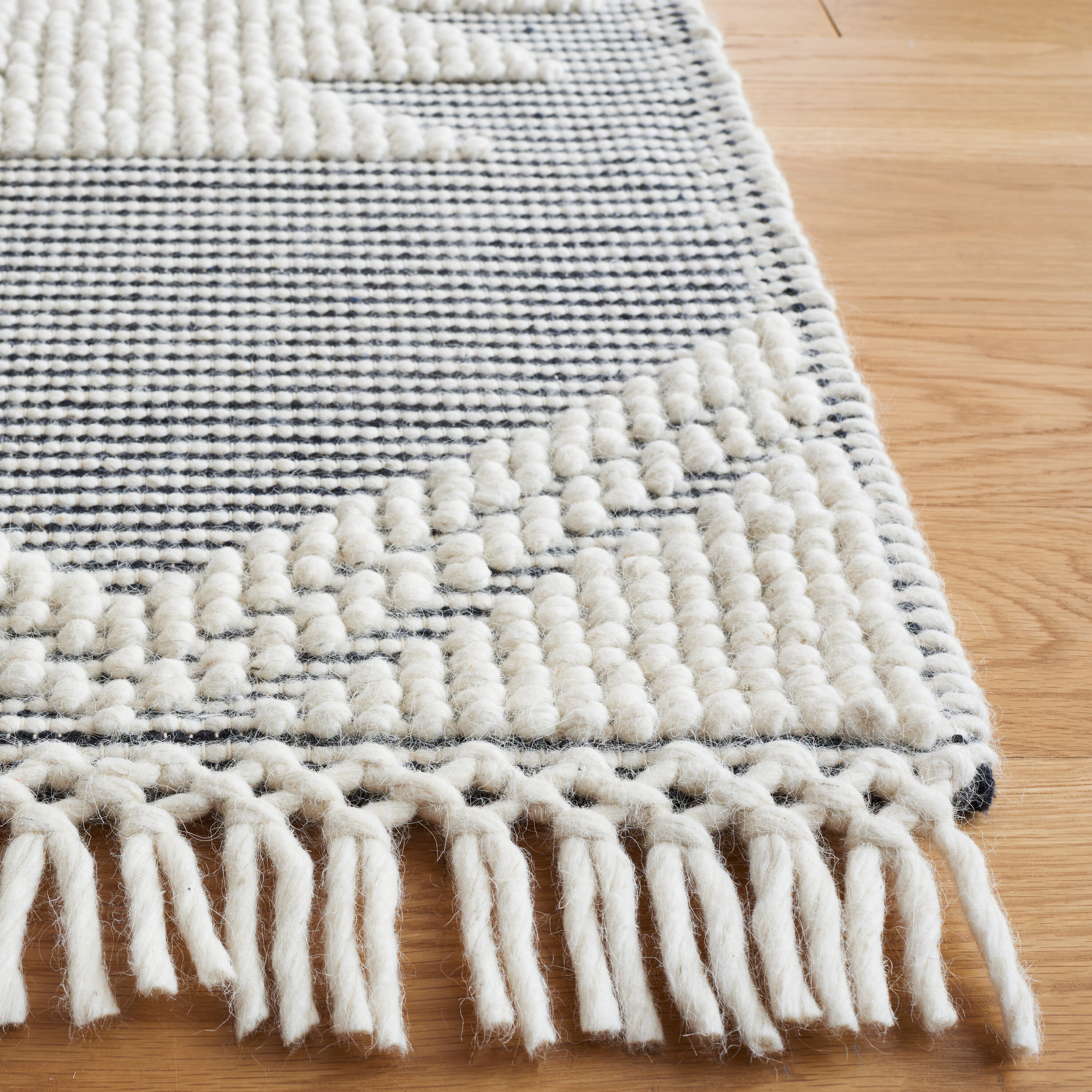 Safavieh MRB477A-4 rugs - View #6