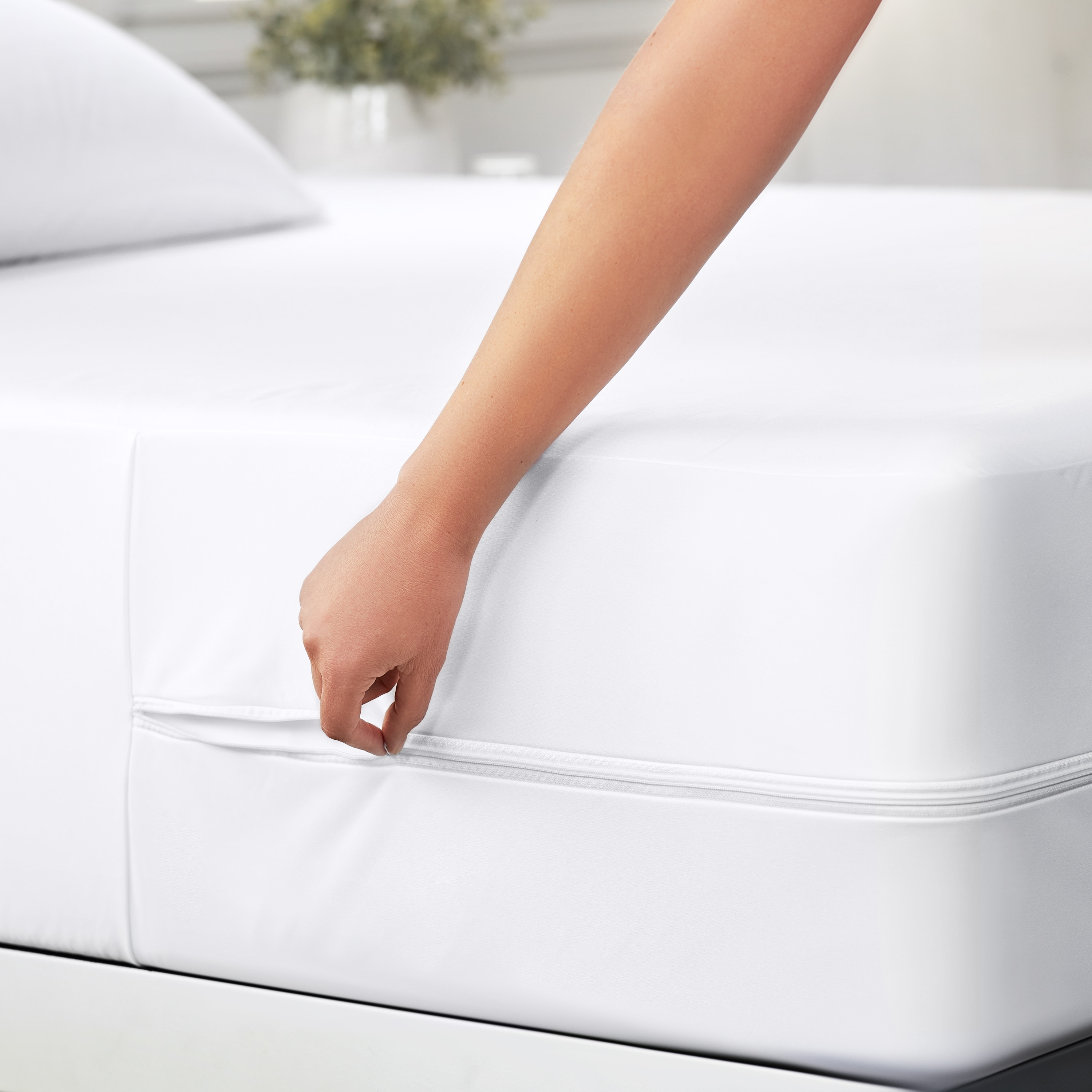 Bed Mattress Protectorcustom Fit Waterproof Mattress Protector - Soft  Quilted Polyester/cotton Cover With Elastic Band