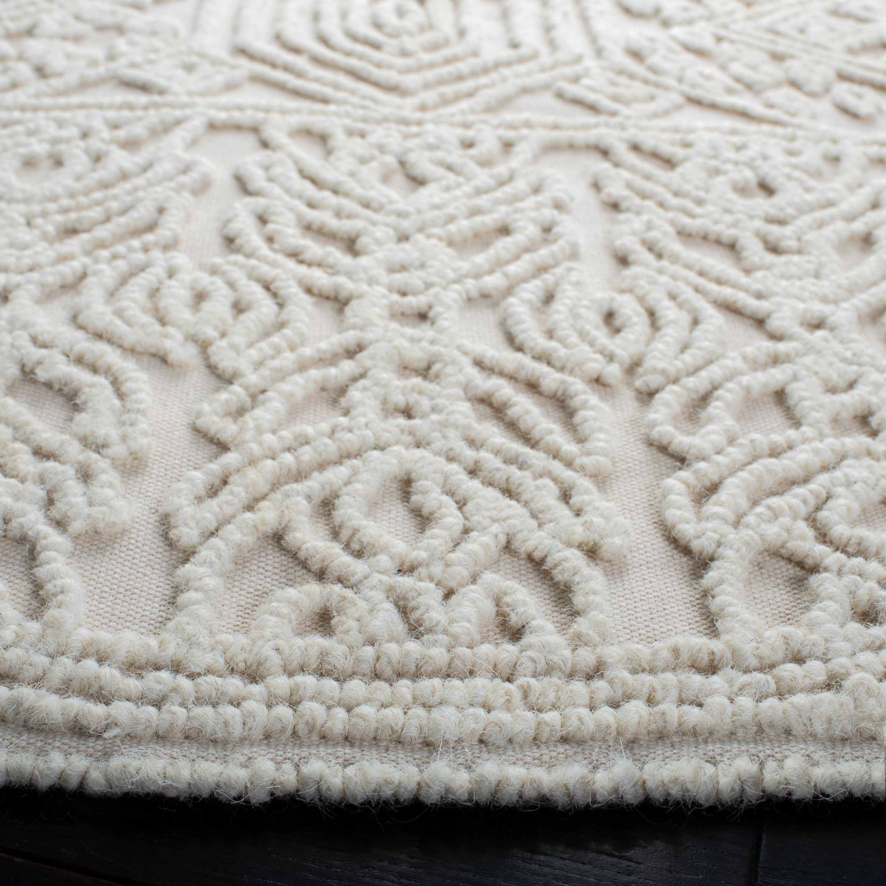 Safavieh TRC401A-5 rugs - View #2