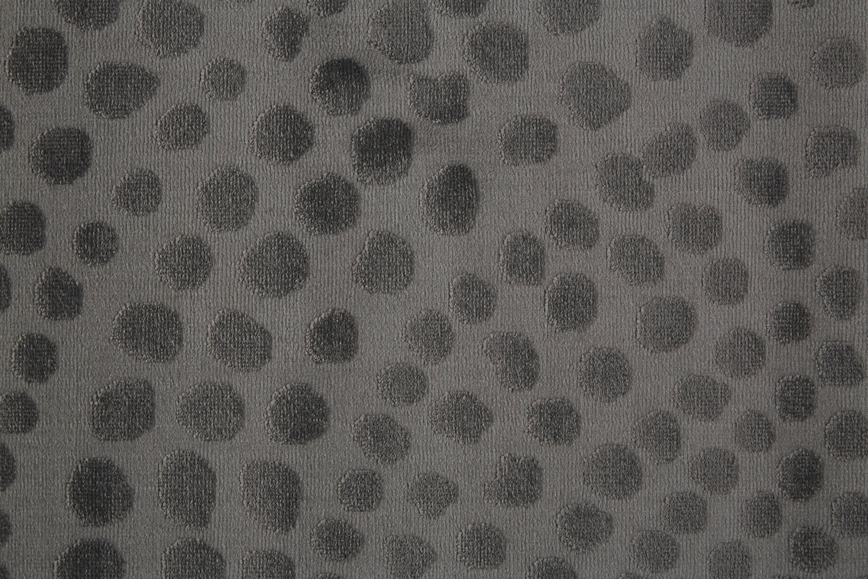 Gaspar Gray and Silver Abstract Polka Dot Area Rug 8' x 11'
