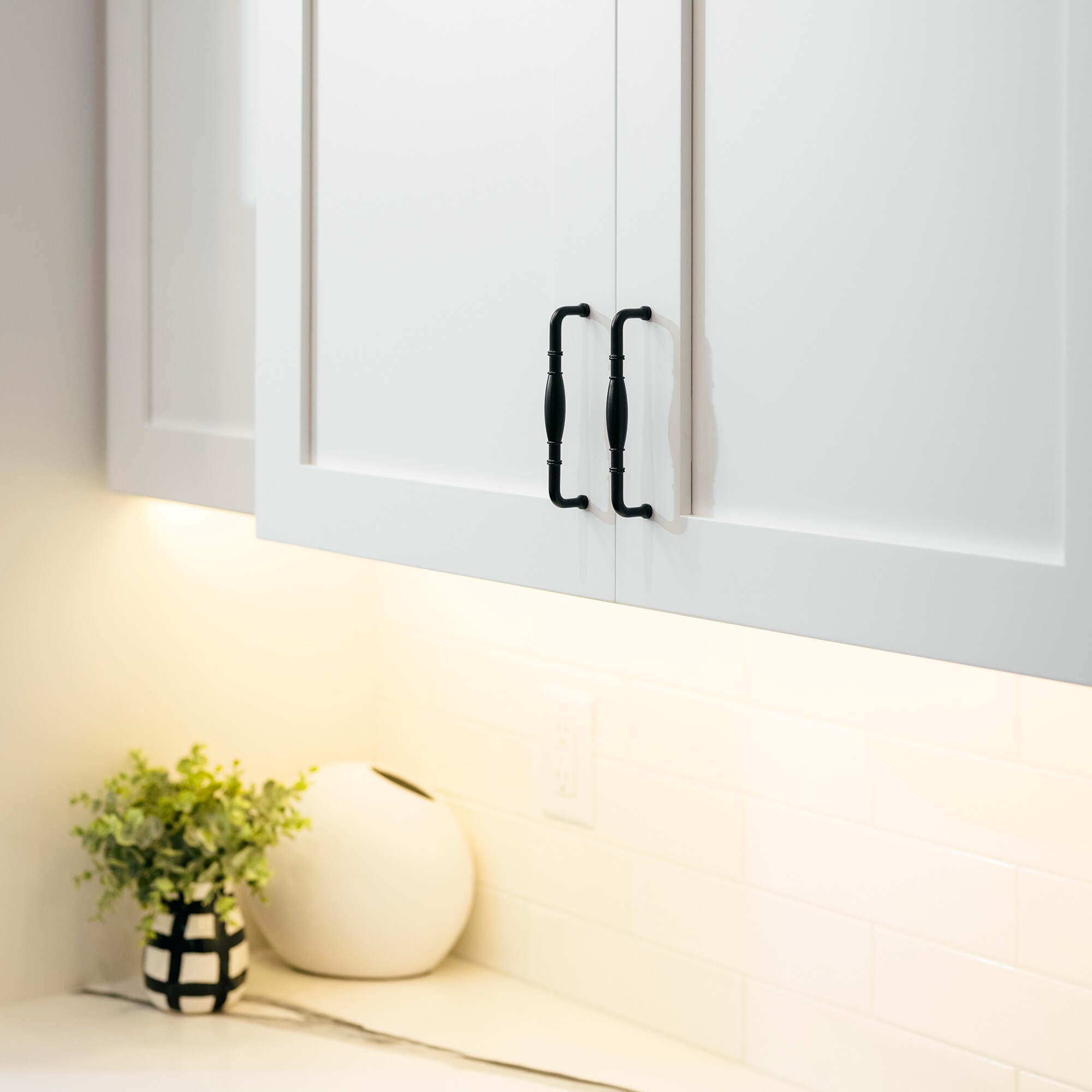 Hickory Hardware P3052-MB Cabinet-Pulls - View #6