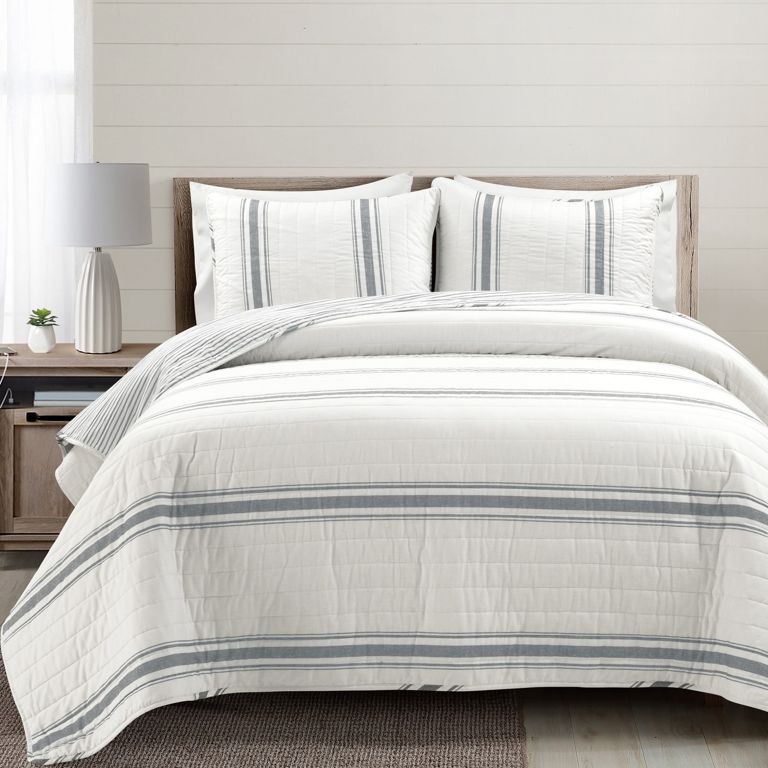 Lush Decor 21T011741 Dark Gray Stripe Reversible King Quilt Cotton