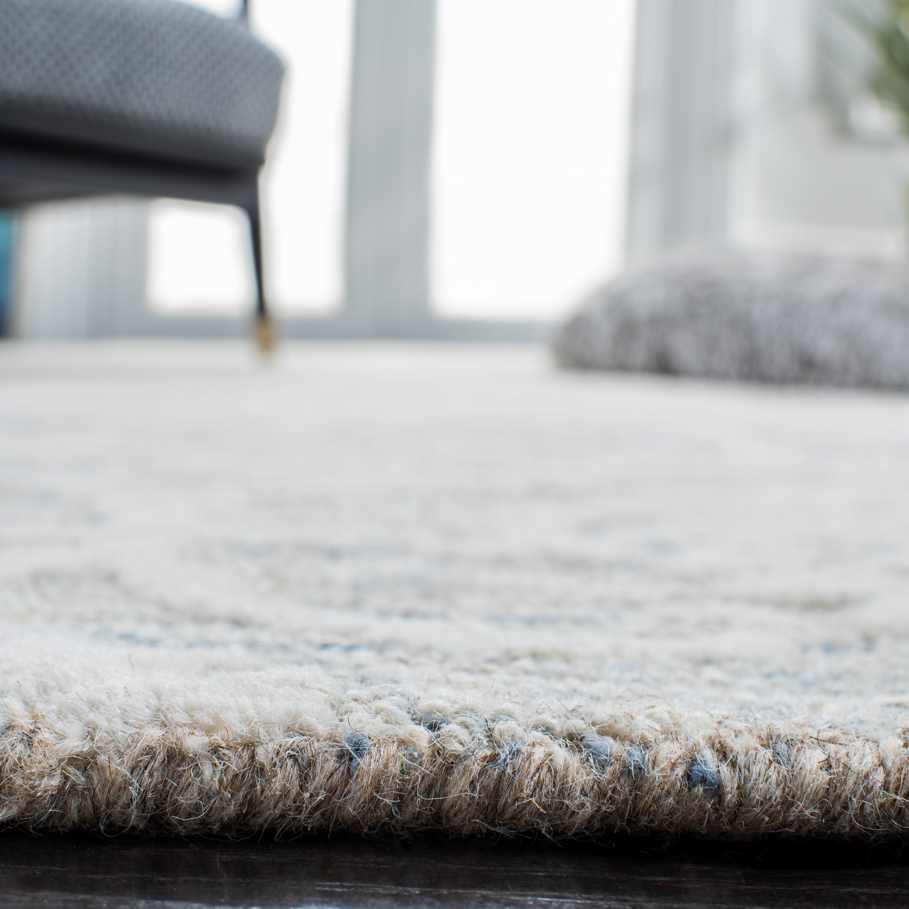 Safavieh MET996L-3 rugs - View #4
