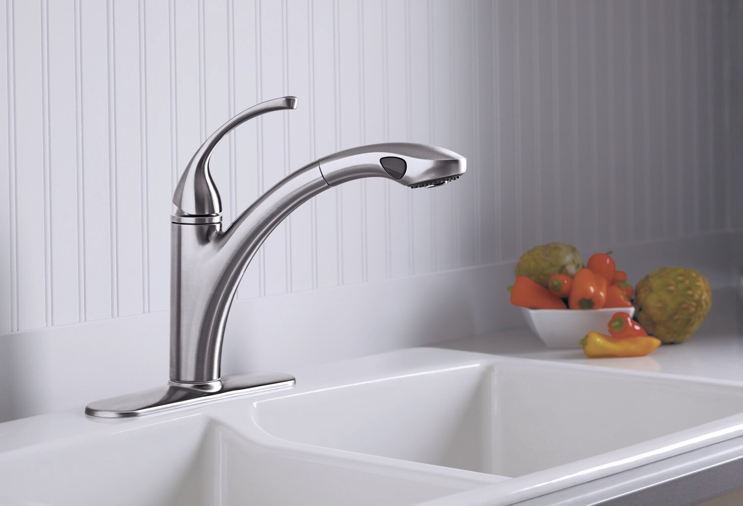 Kohler Forte Vibrant Stainless Single Handle Pull Out Kitchen Faucet With Sprayer Deck Plate 7829